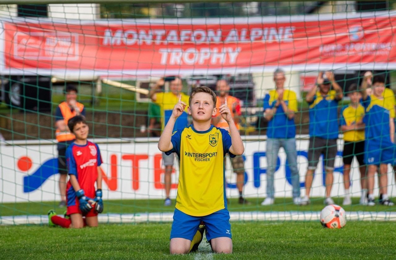Fußball hautnah zum Angreifen. 