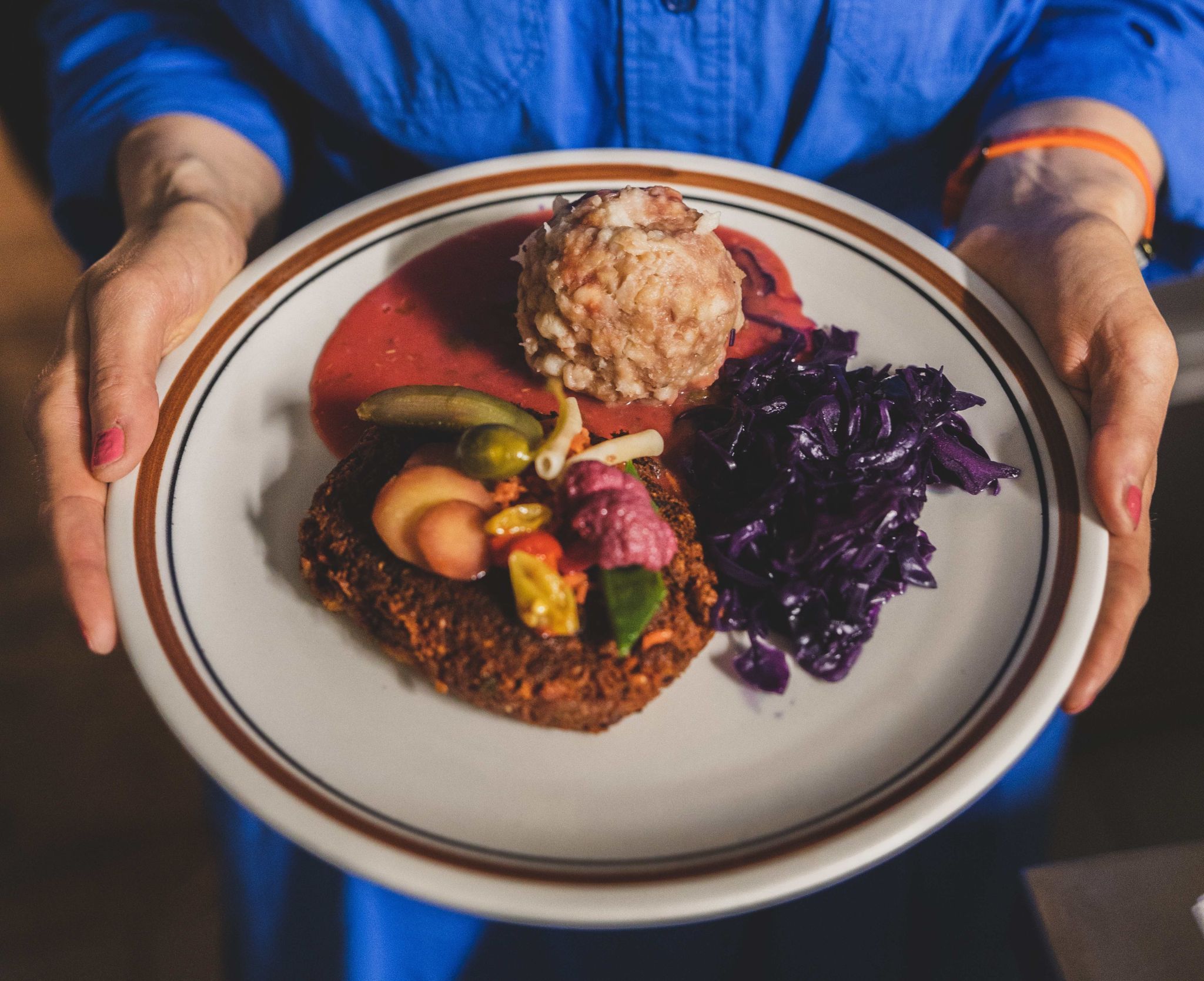 Zwischen Tradition und Gegenwart: Der Film zeichnet die Entwicklung regionaler Essgewohnheiten nach.