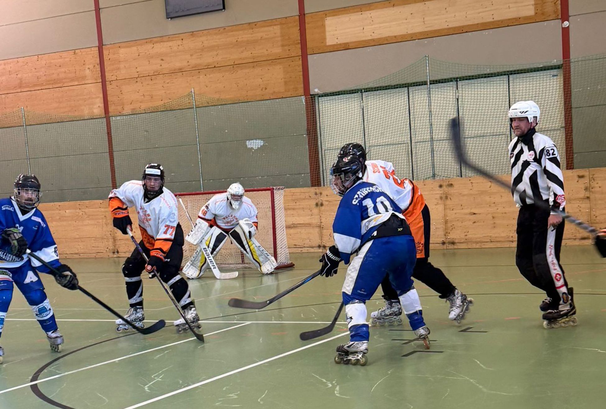Die Walkers Herren sicherten sich in Ruswil einen 10:9-Overtime-Erfolg.  (c) Verein