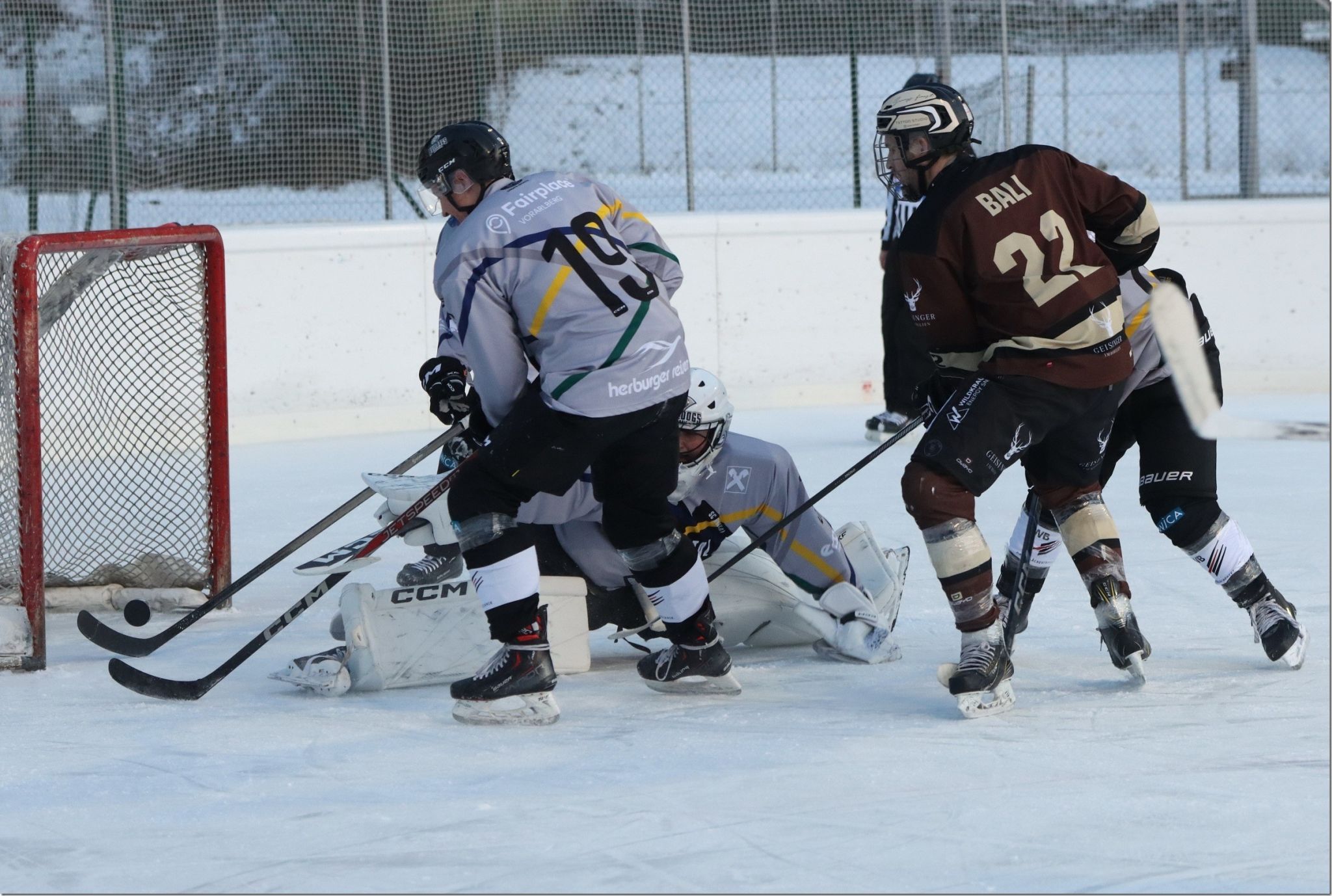HC Walter Buaba setzt künftig auf die eigene Jugend. 