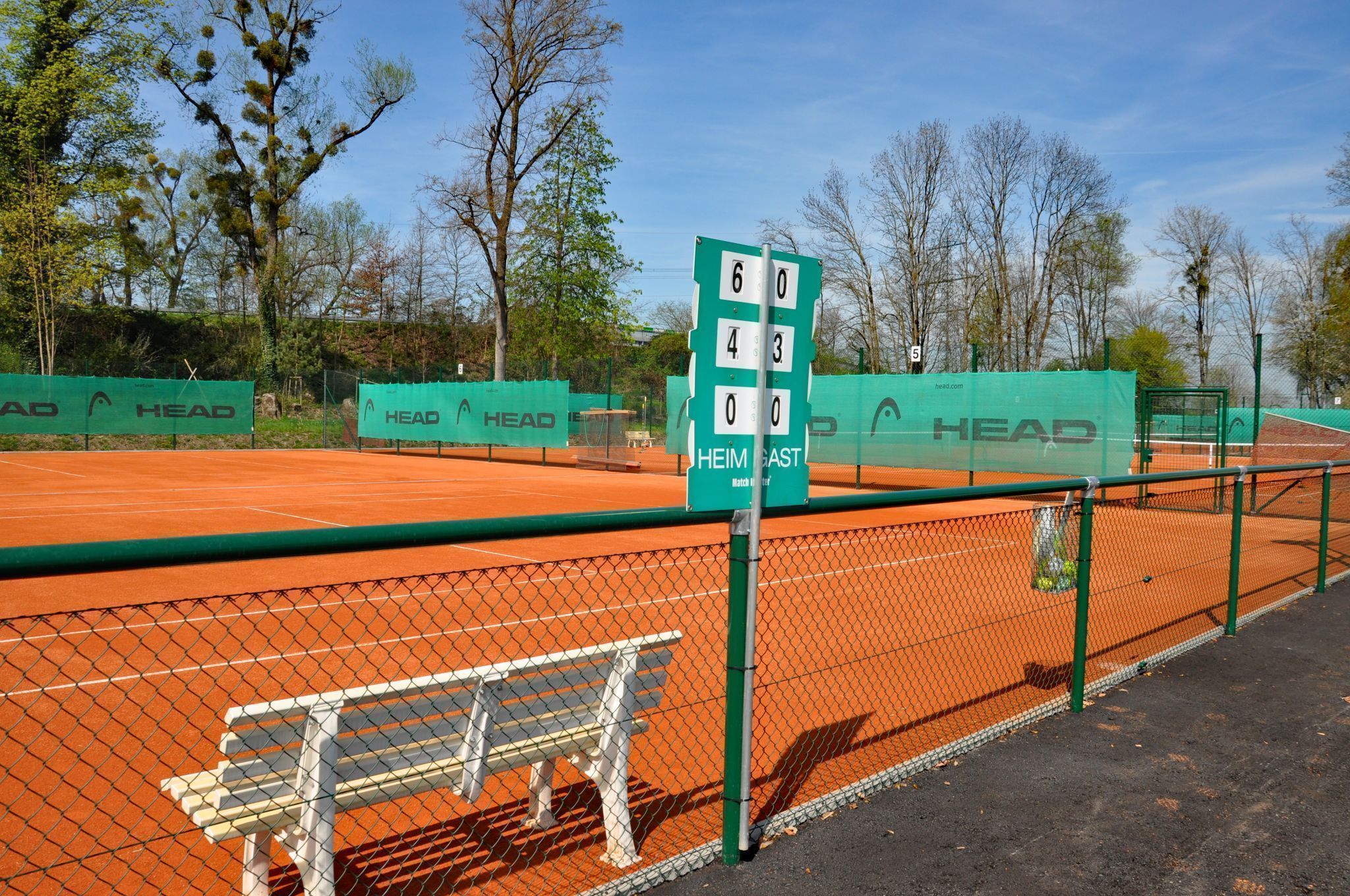 Die neuen Plätze sind ÖNORM- und ÖISS-Richtlinien-konform und können auch für die Austragung nationaler Turniere genutzt werden.