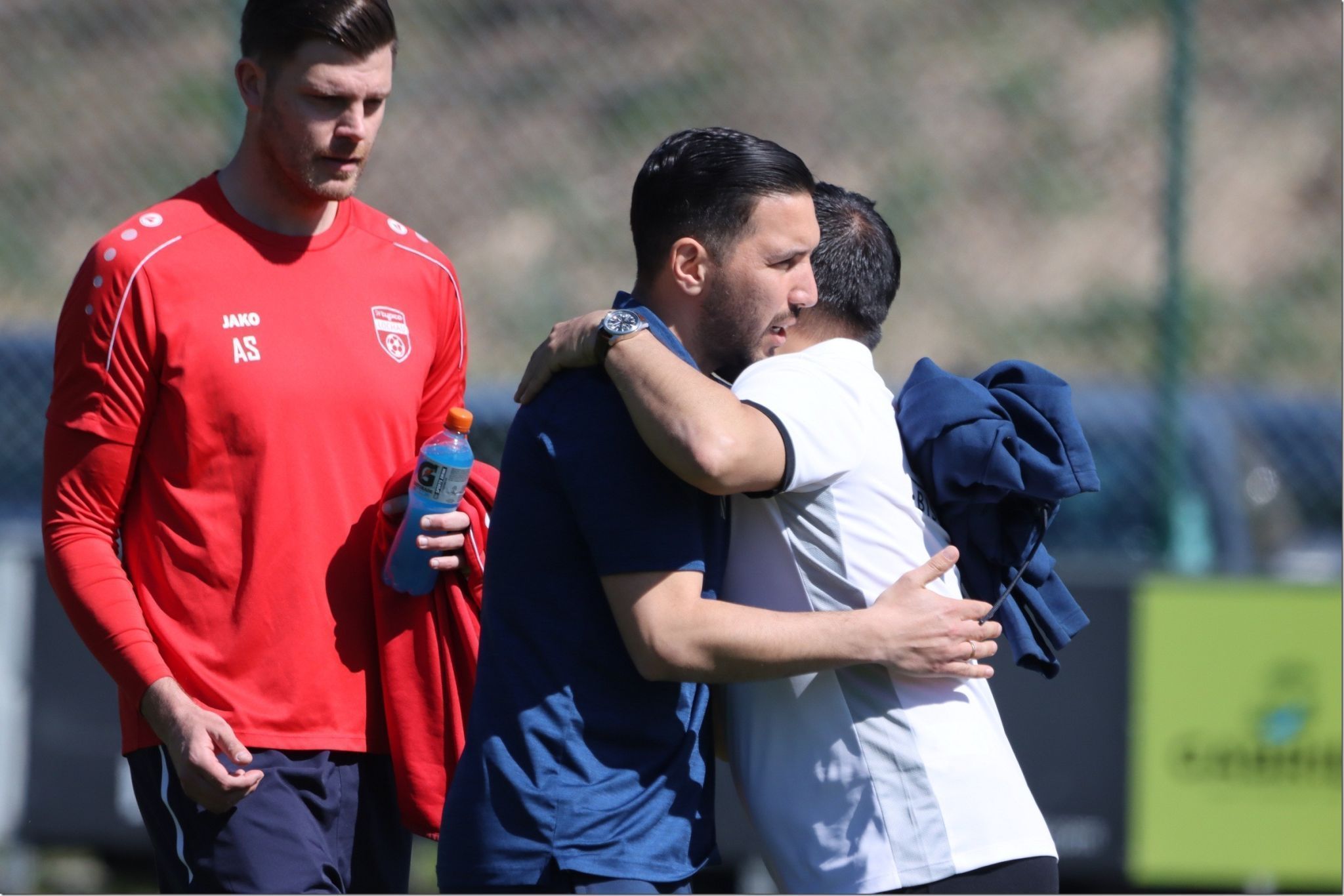 Metin Batir und Müslüm Atav nach Spielschluss.