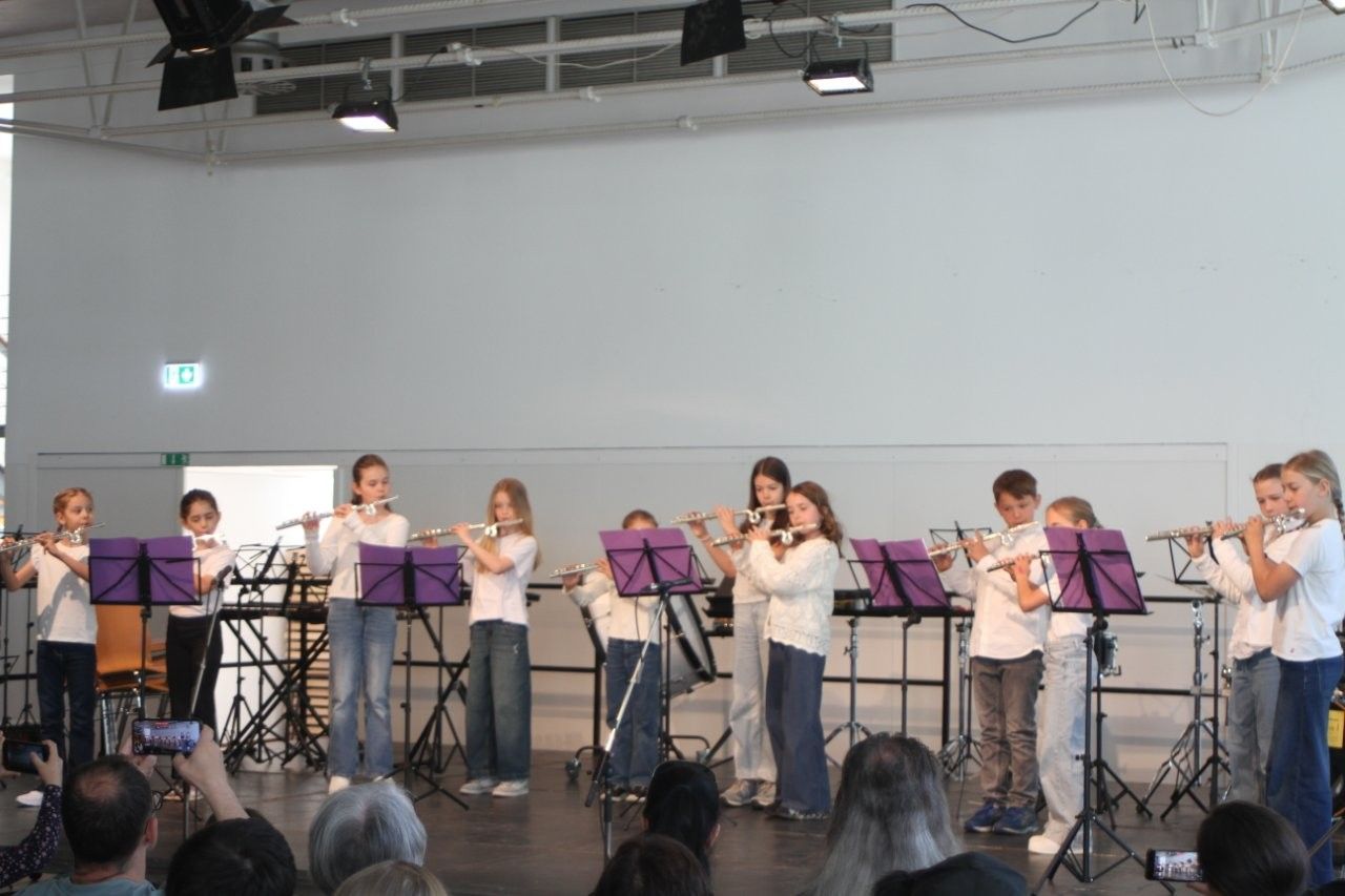 Querflöten-Ensemble überzeuge.