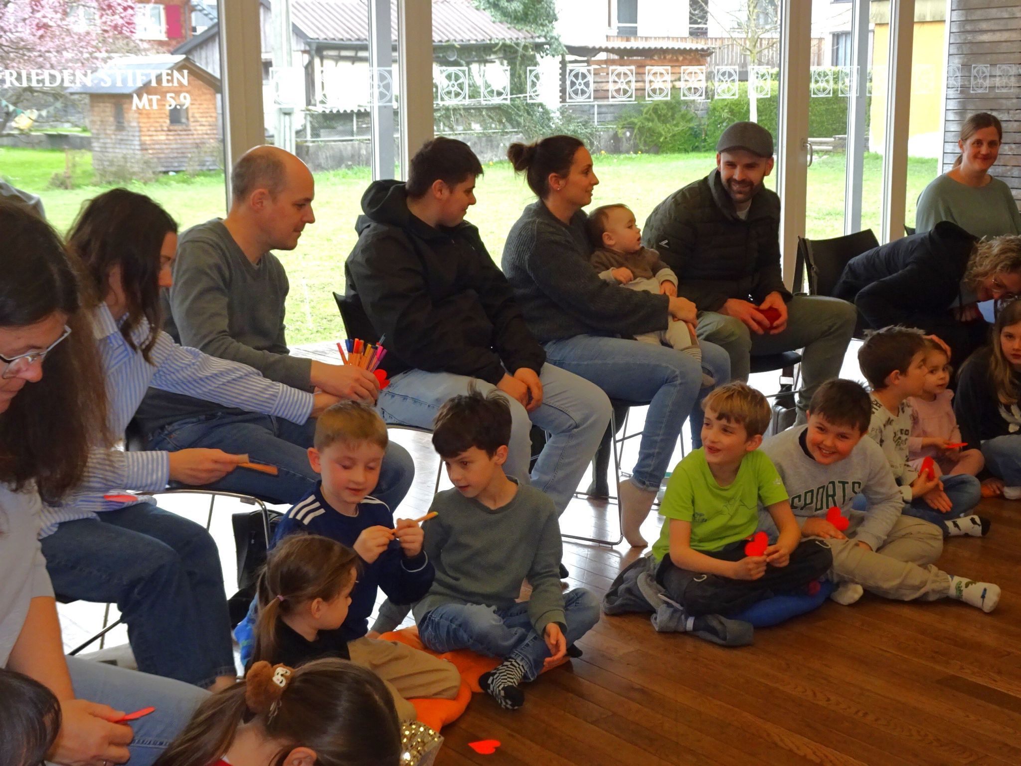 Die Kinder waren eingeladen, mitzudenken und mitzumachen.