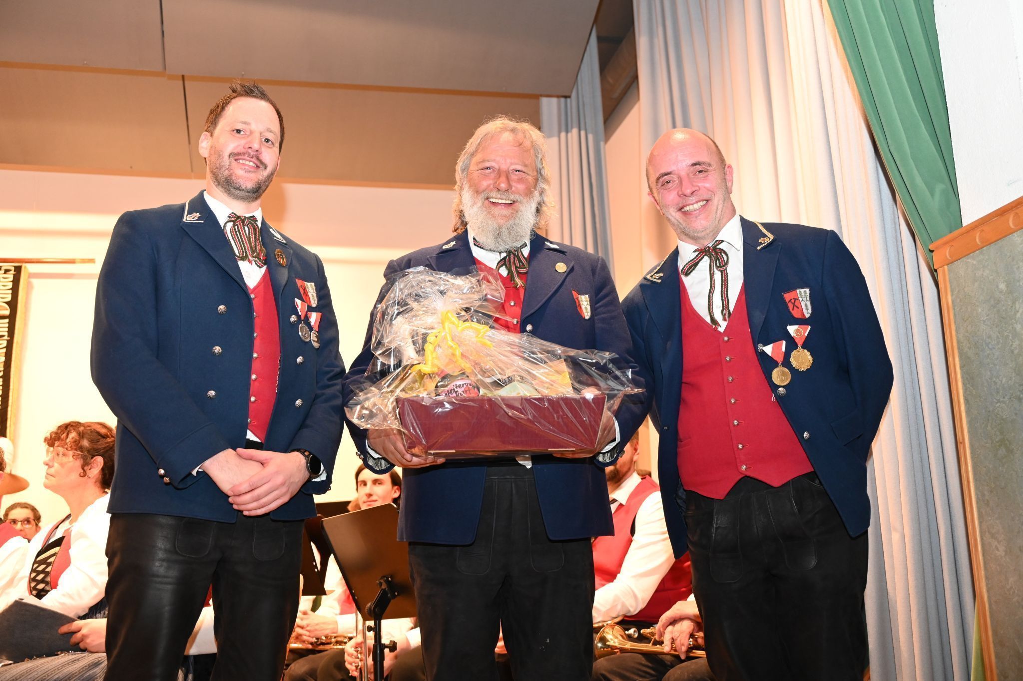 Michael Fritz wurde für 40 Jahre Fähnrich ausgezeichnet.