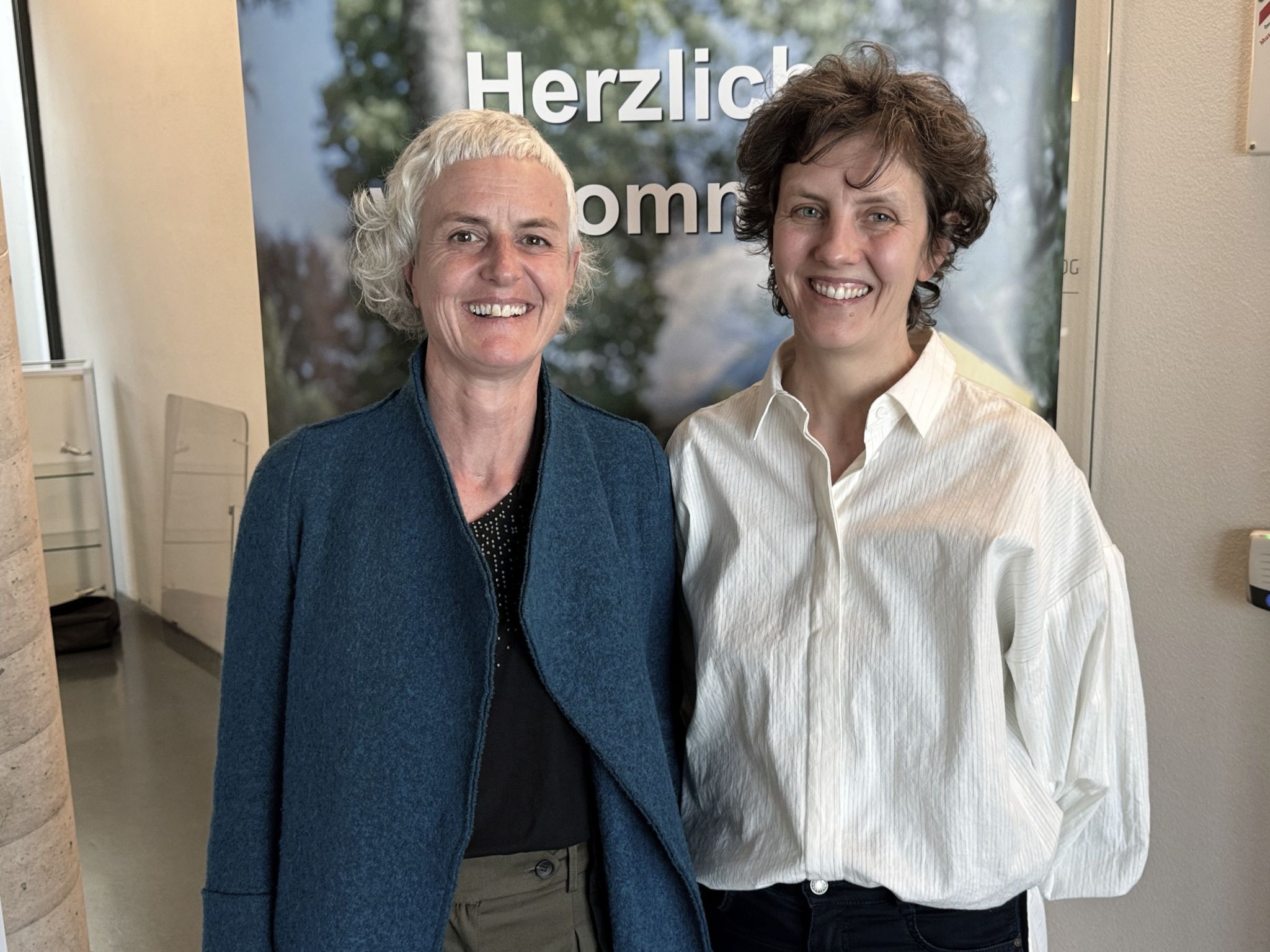 Betriebsrätin Cornelia Steinhauser und Prokuristin Sarah Scheger (Aqua-Mühle).