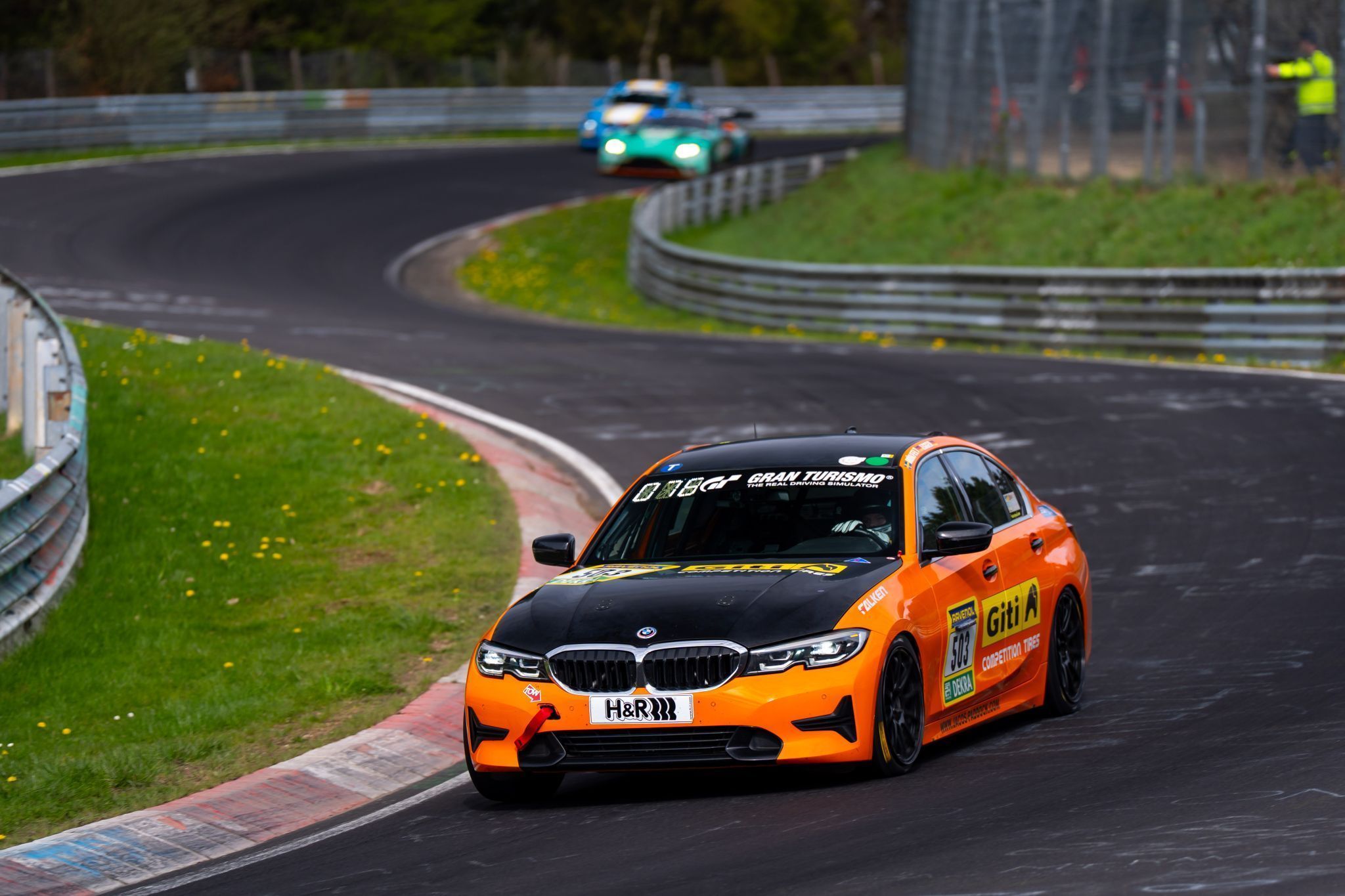 Da war die Welt noch in Ordnung - der BMW 330i von Elena Egger