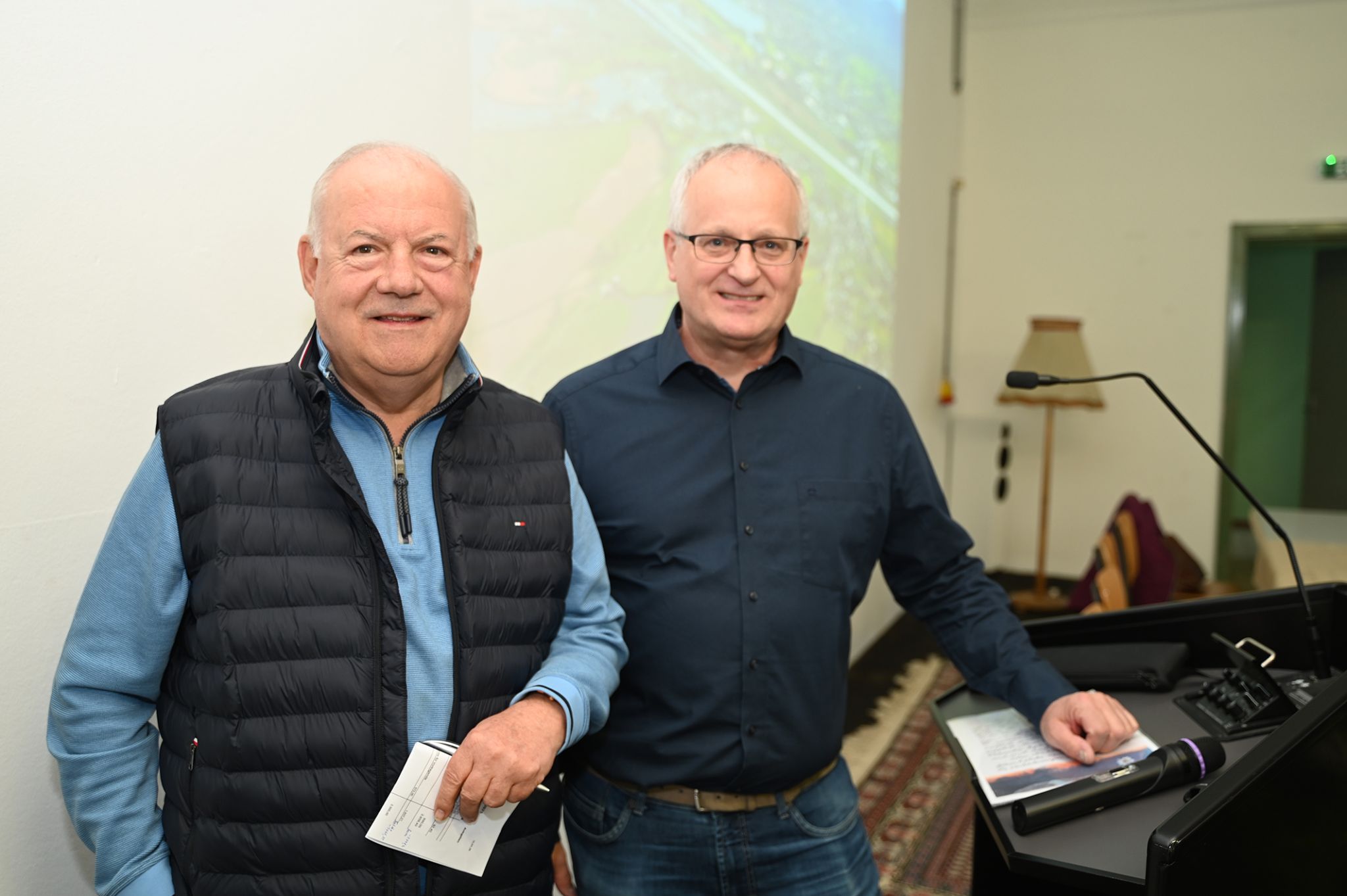 Kassier Reinhard Blum mit Obmann Friedrich Schneider.