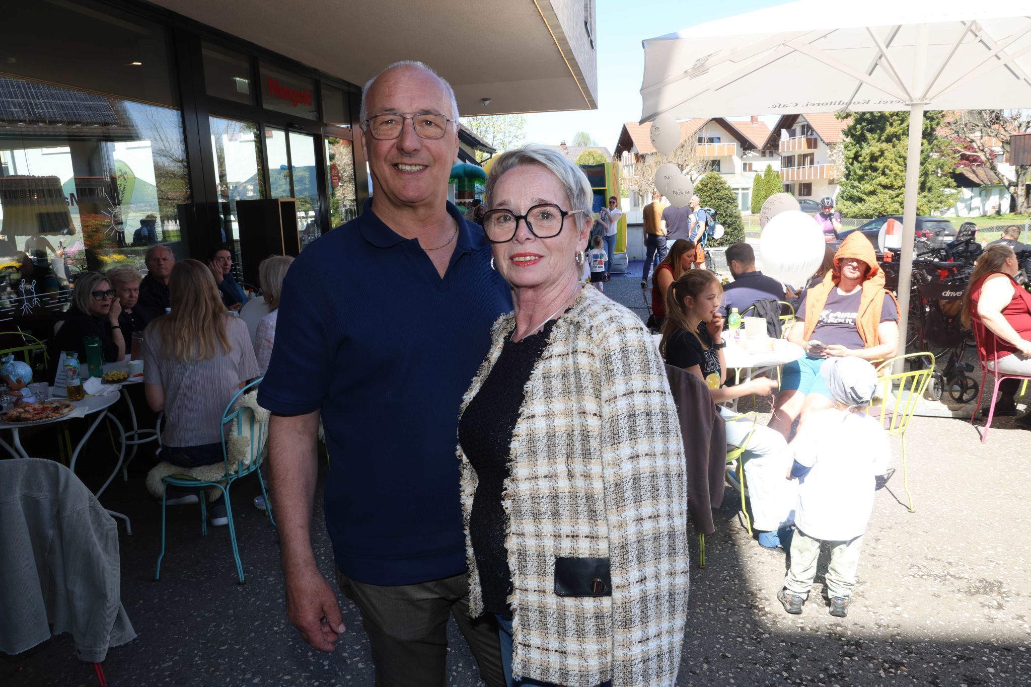 Günter und Ortsvorsteherin Silvia Fröhle.