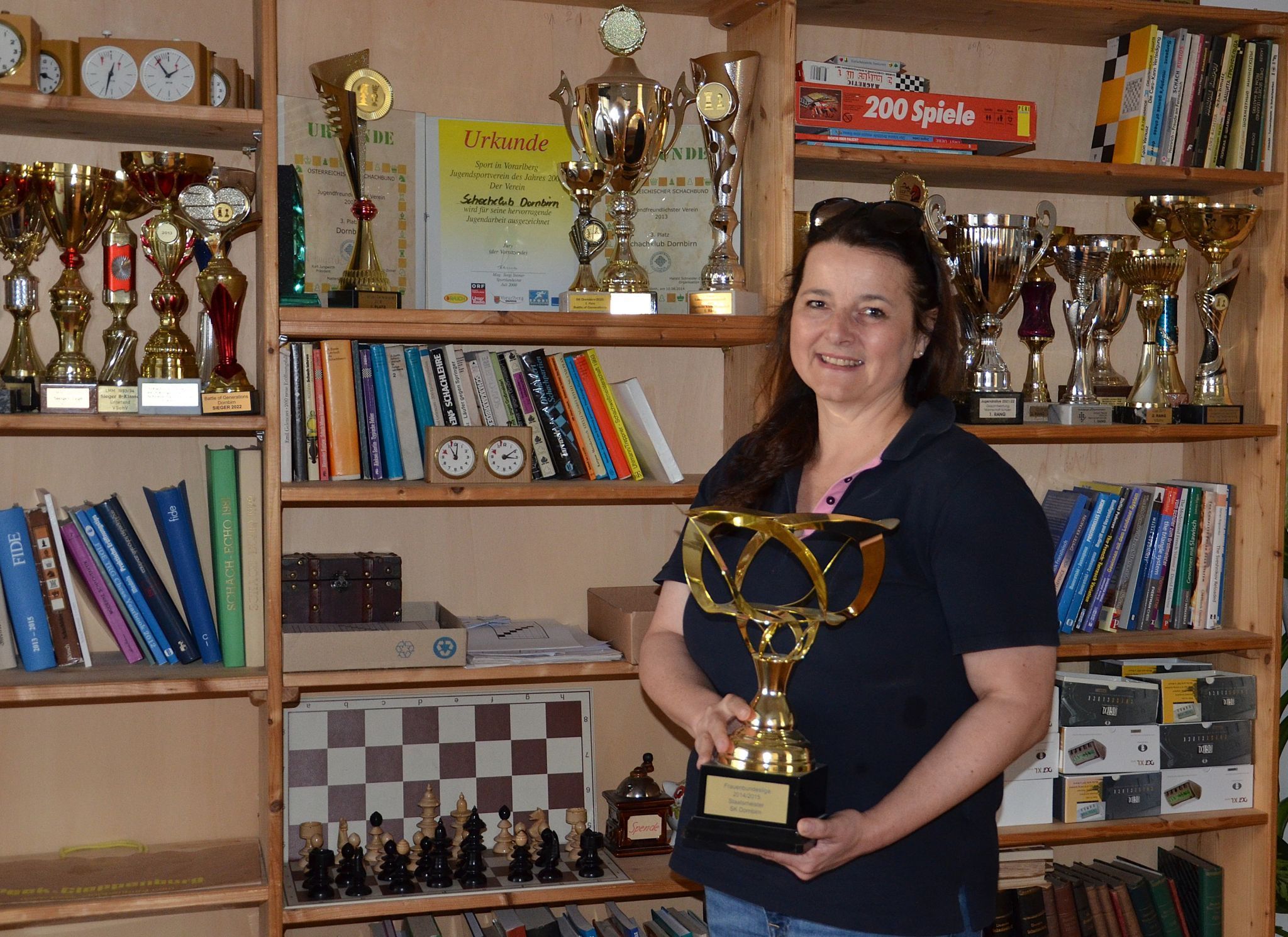 Als erfahrene Nationalspielerin hat Julia bereits viele Medaillen und Pokale gewonnen. HRJ