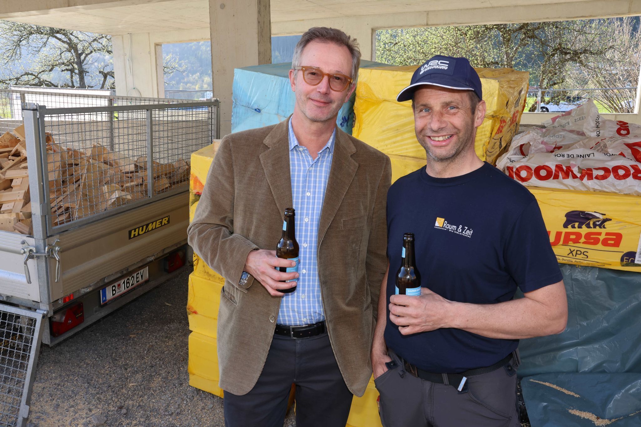 Notar Clemens Schmölz und Treppenbauer Reinhard Feurstein (Andelsbuch).