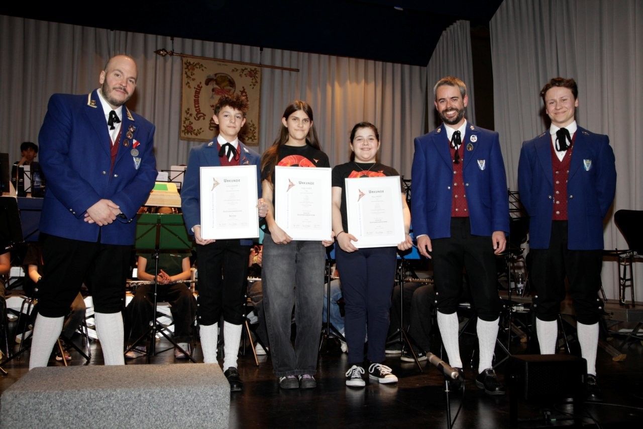 Leistungsabzeichen wurden ausgegeben.
