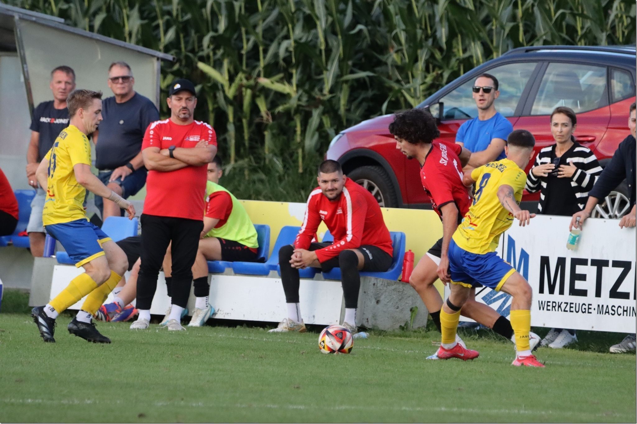 Kampf war Trumpf im Lokalderby. 