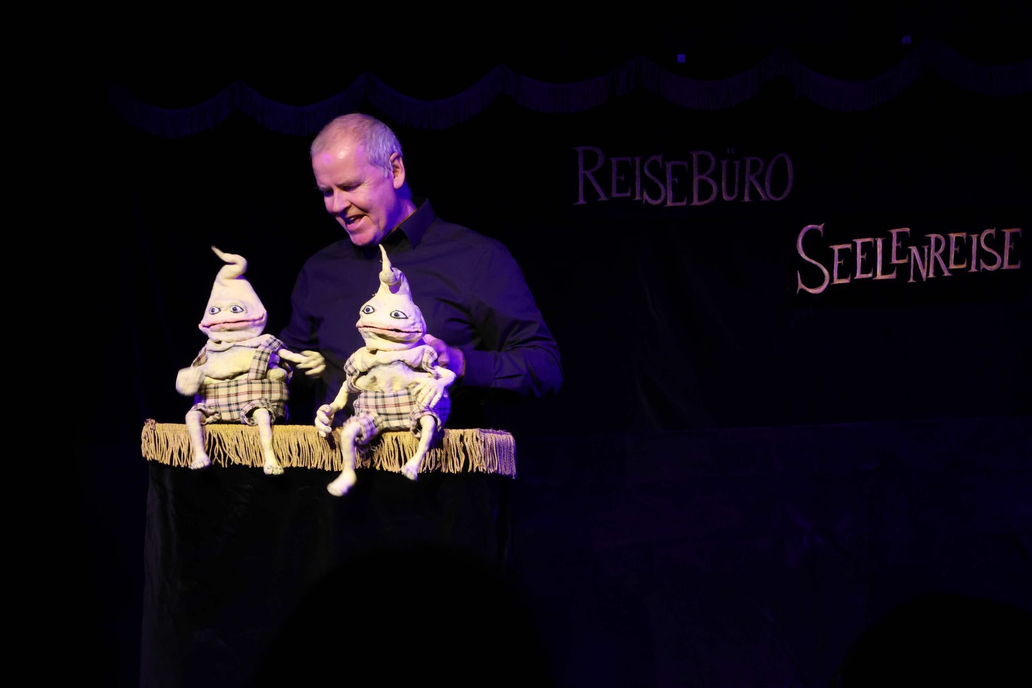 Zwei Kobolde gerieten sich in die Haare.