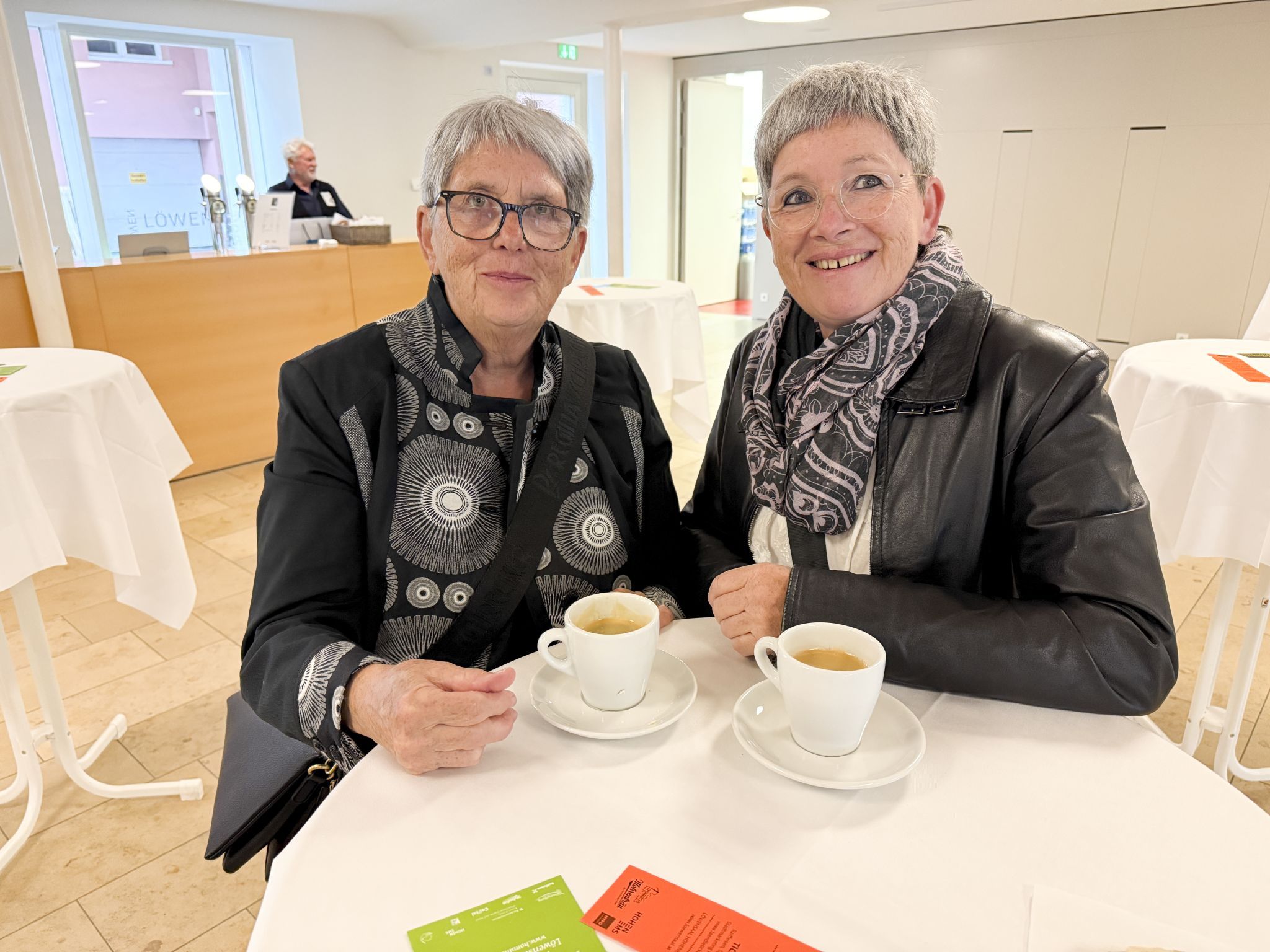 Resi Mähr kam mit Astrid Ganath zur Vorstellung