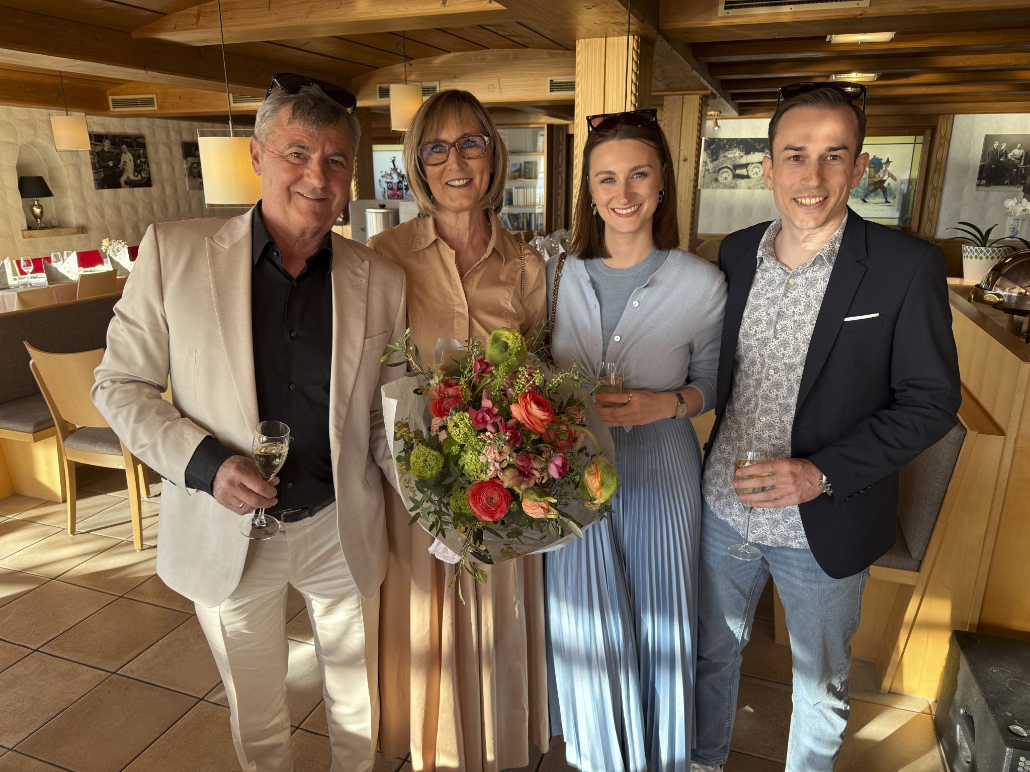 Blumenboten Klaus, Marlies und Raphaela Herburger mit René Preindlsberger
