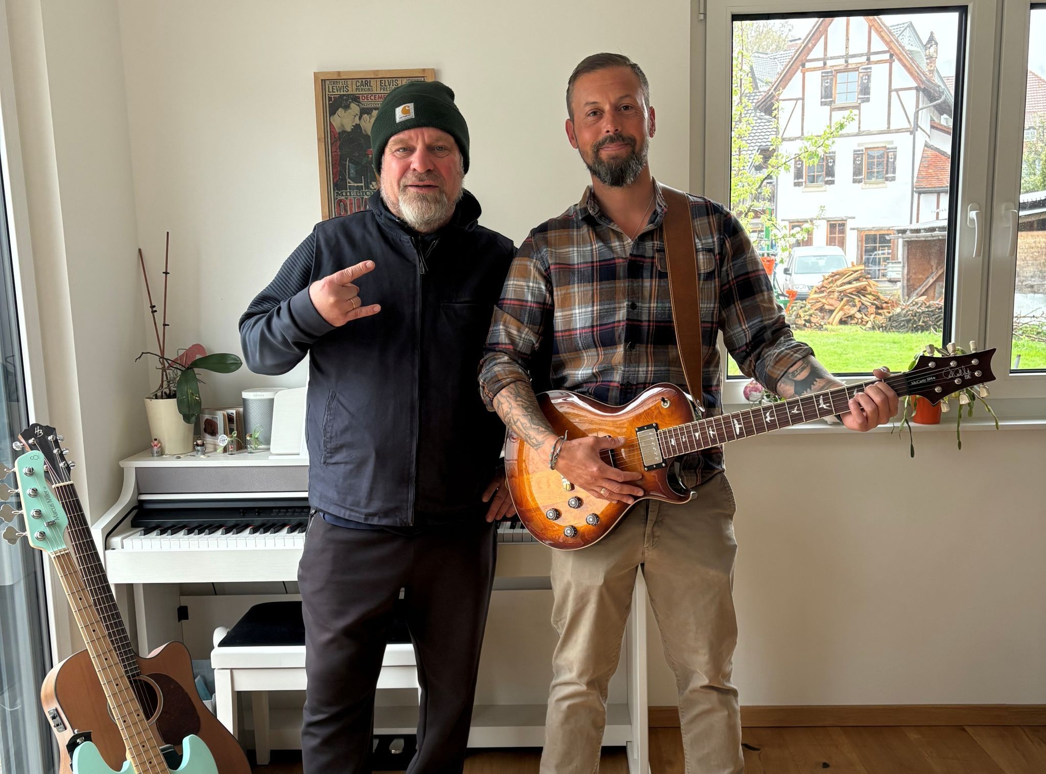 Zwei Männer, eine Mission: Organisator Patrick Nußbaumer (re.) und TiK-Obmann „Valle“ bringen das Charity-Festival in Dornbirn auf die Bühne, um auf Mukoviszidose aufmerksam zu machen.