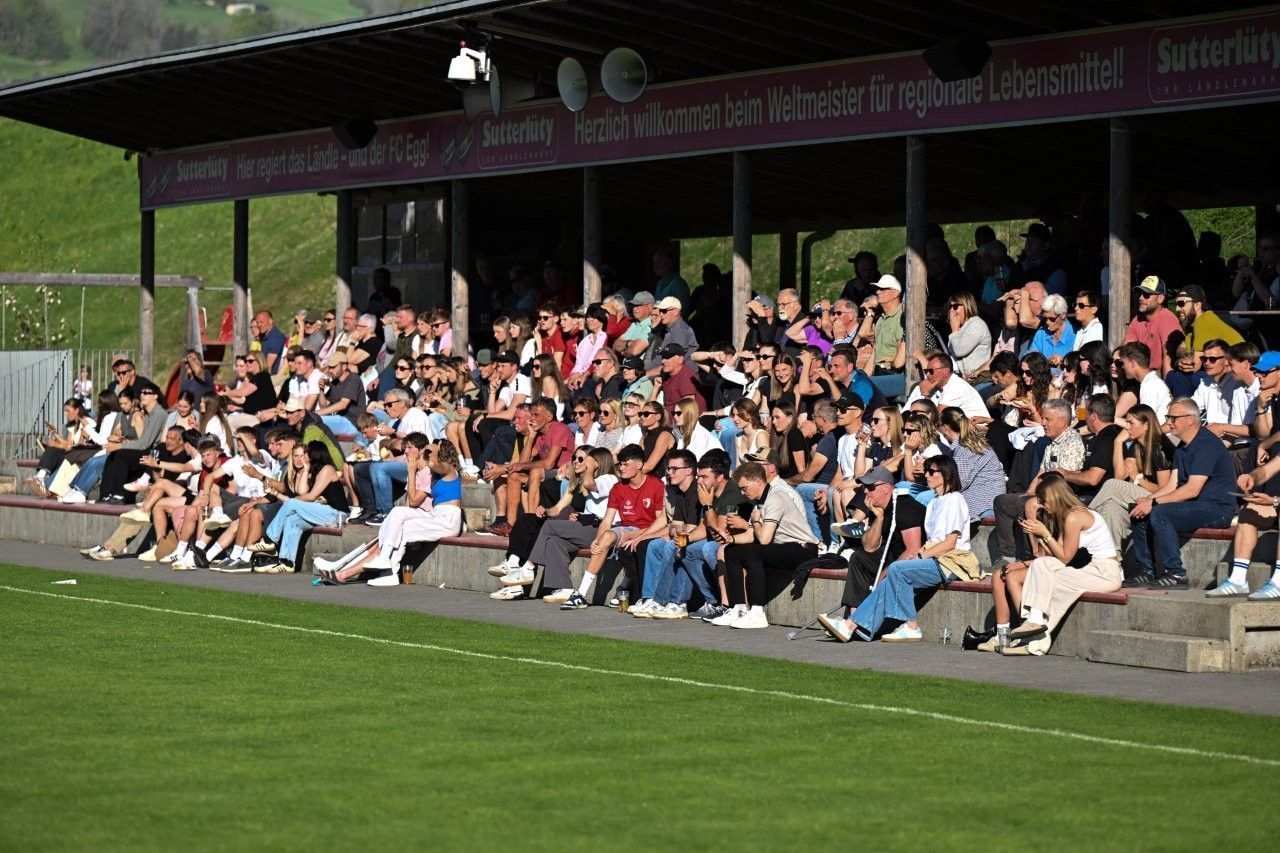 Den Fans wurde ein Klassespiel geboten. VN-SERRA