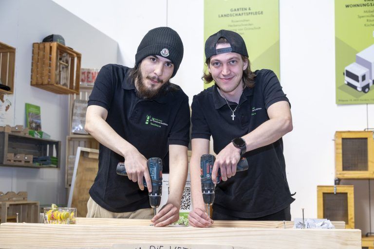 Zwischen Kirschbaum und Hühnerstall: Vorhang auf für die Schau!