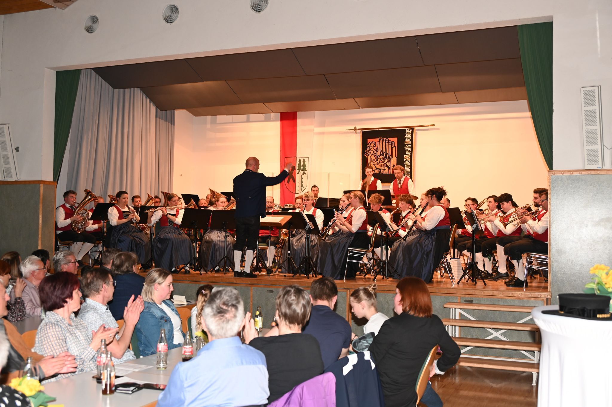 Die Harmoniemusik Dalaas lud zum traditionellen Osterkonzert.
