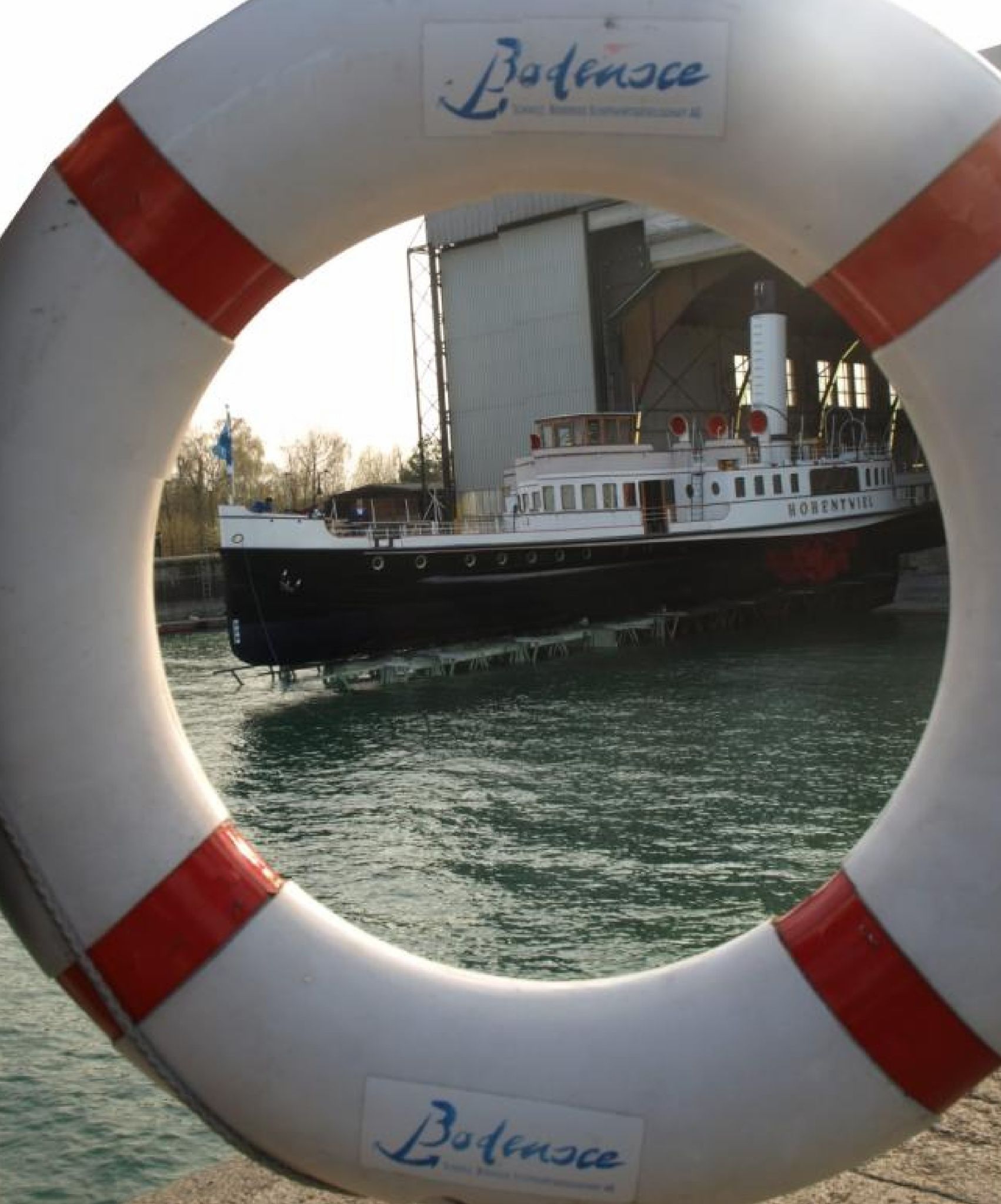 Die Hohentwiel hat einen engen Bezug zu Romanshorn – die großen Revisionen finden regelmäßig in der dortigen Werft statt.