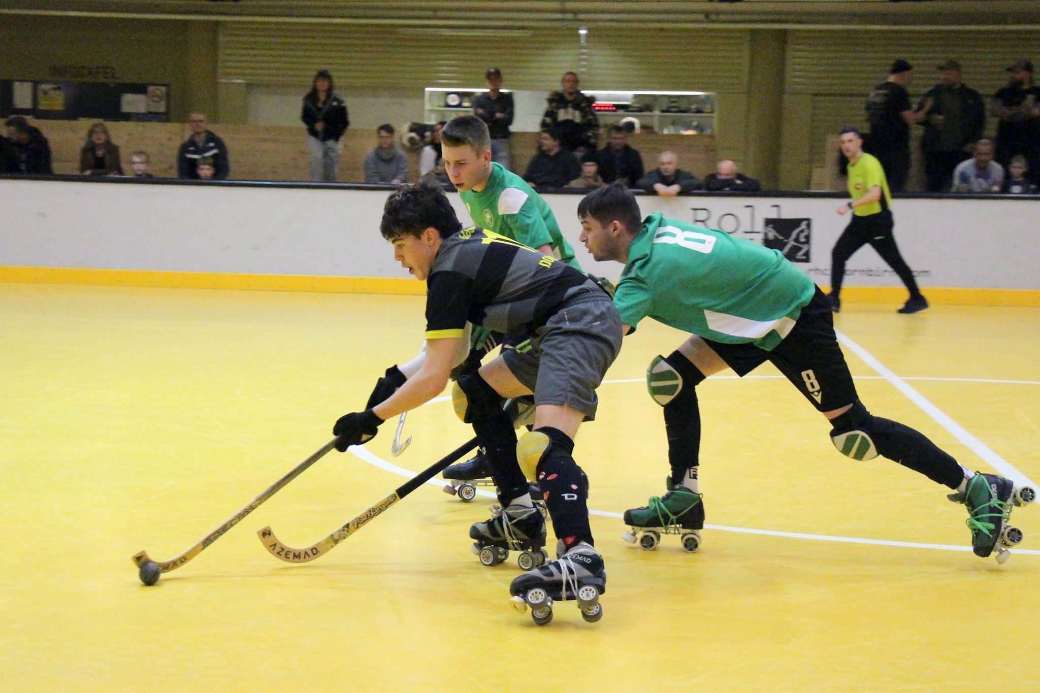 In der Stadthalle steigt das erste Duell auf Augenhöhe.