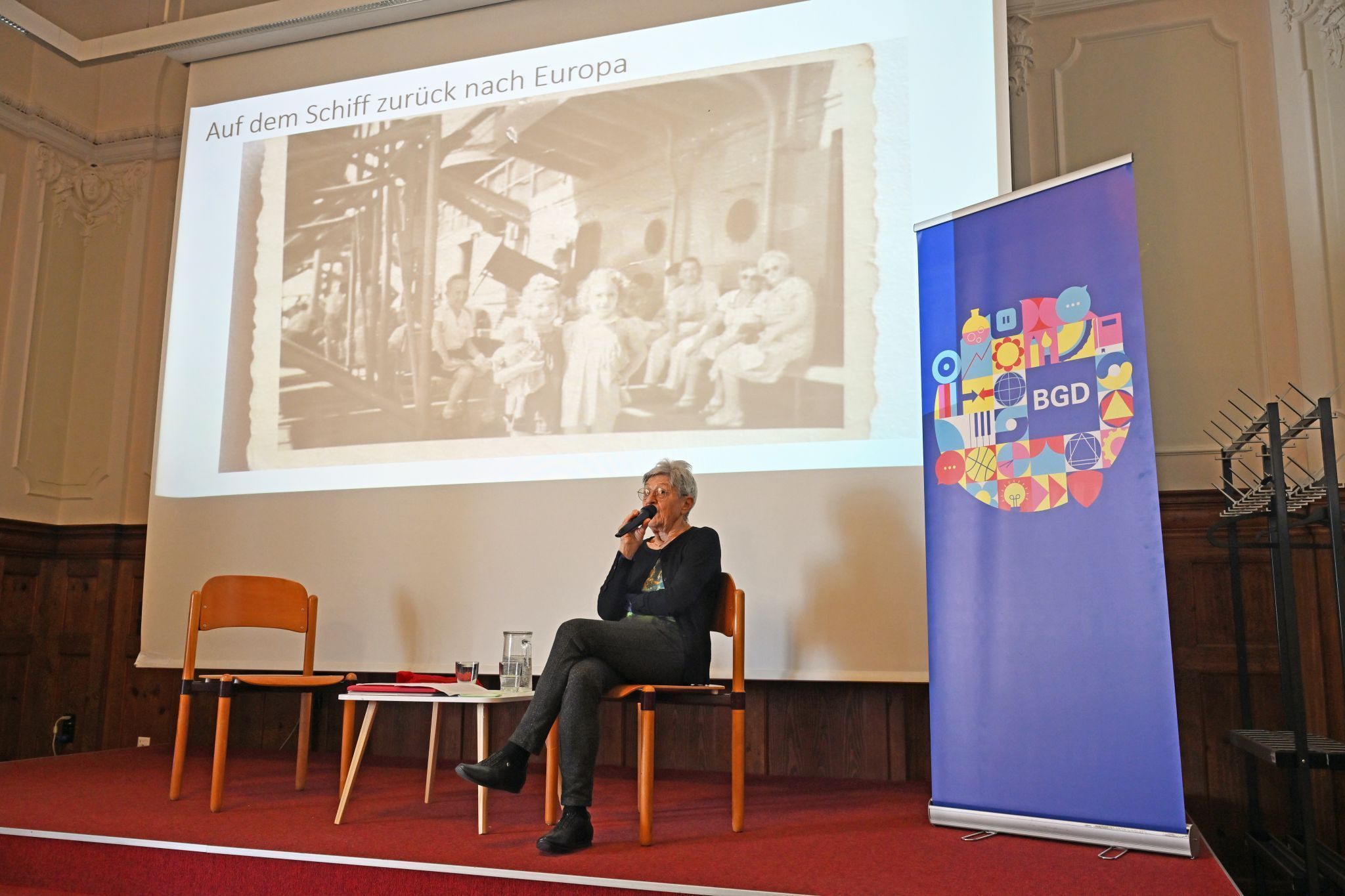 Mit einem Schiff kehrte die Familie 1947 nach Europa zurück – der Beginn eines neuen Lebens.