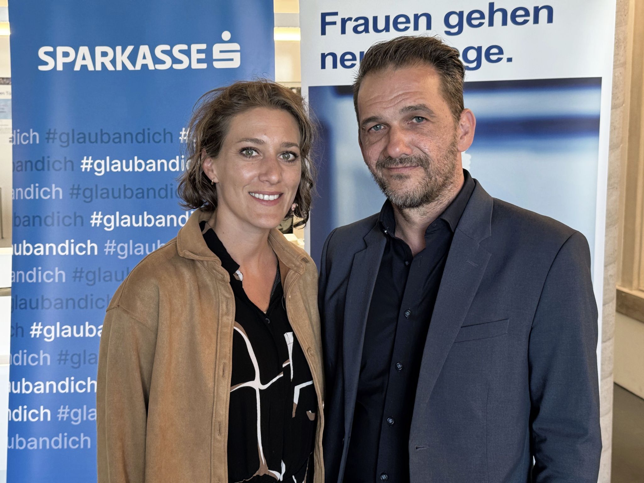 Geschäftsführerin Bianca Oberscheider und Produktionsleiter Alex Jenny (Ländle TV).