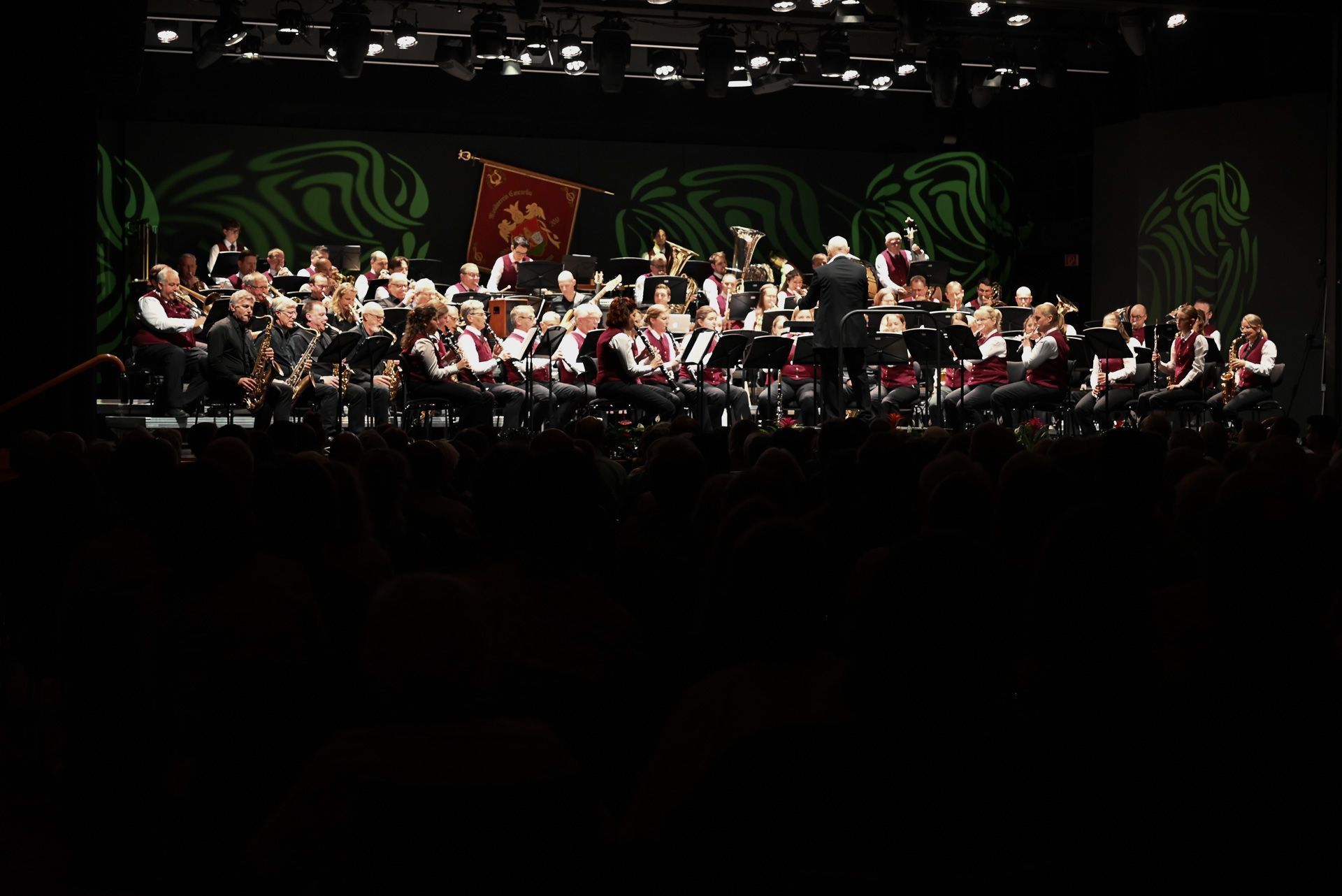 Touren der Zeit führte das Publikum auf eine musikalische Reise durch verschiedene Epochen.