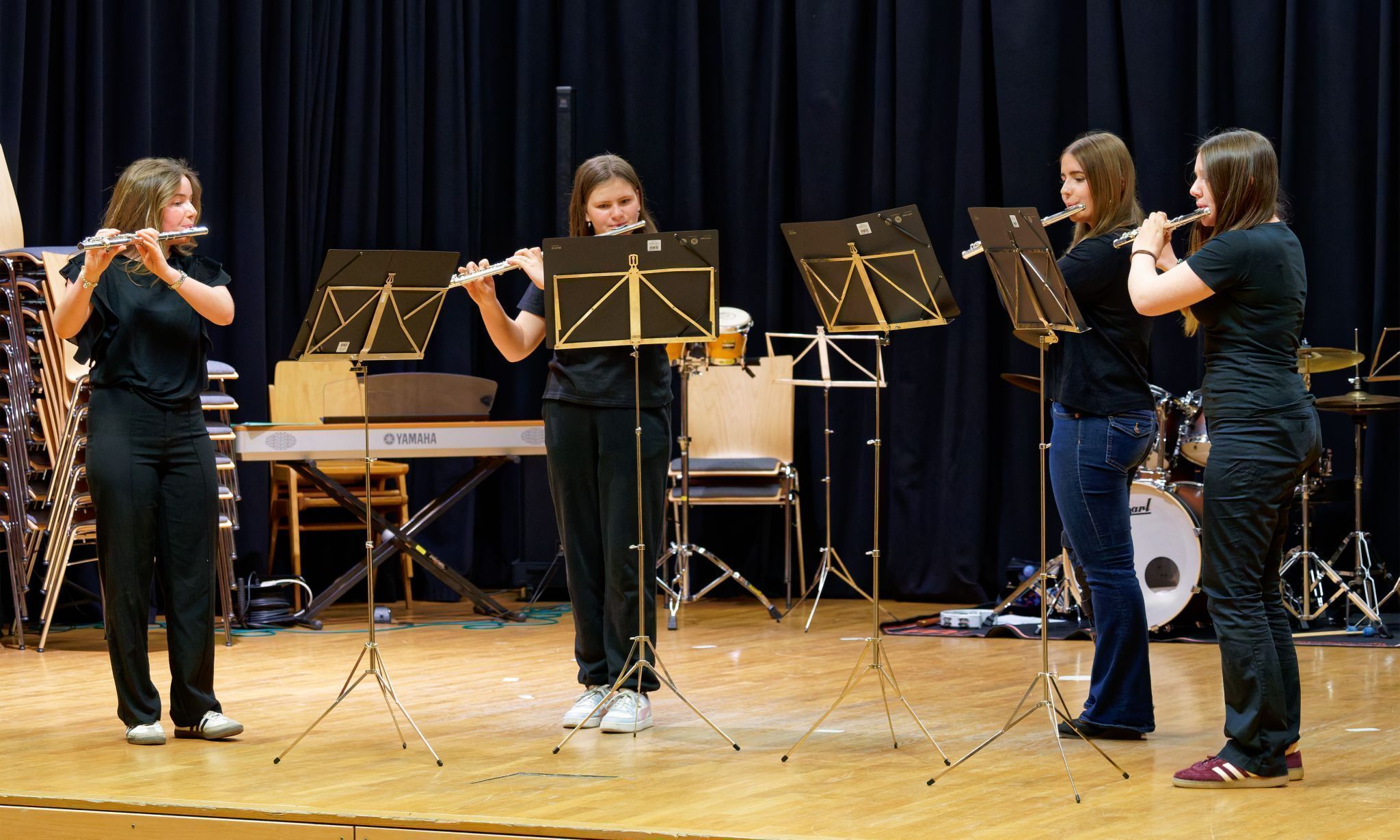 Im Verlauf des Abends präsentierten verschiedenste Ensembles der Musikschule ein vielseitiges Programm. Foto: Musikschule Montafon