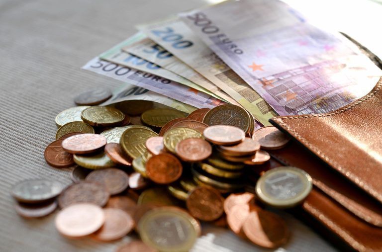 Milliarden-Sparpaket belastet viele und entlastet einige