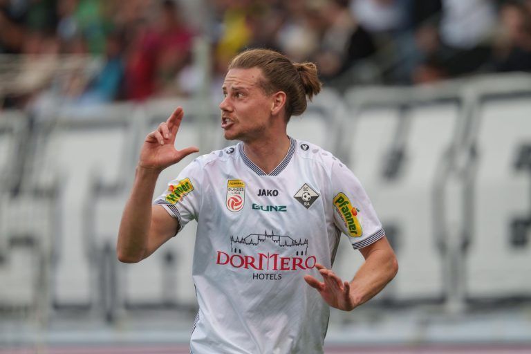 Greils Zaubertor lässt Stadion erbeben