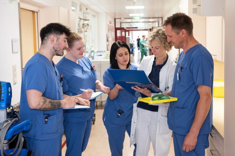 Vom Gärtner zum Pfleger: Herwig Breuß hat im Krankenhaus einen Wohlfühlort
