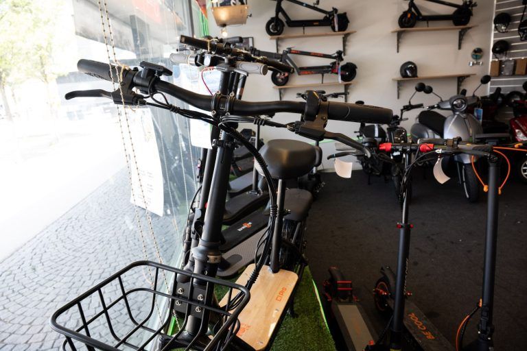 Neue Spielregeln für E-Scooter-Fahrer: „Es wirft den ganzen Markt über den Haufen“