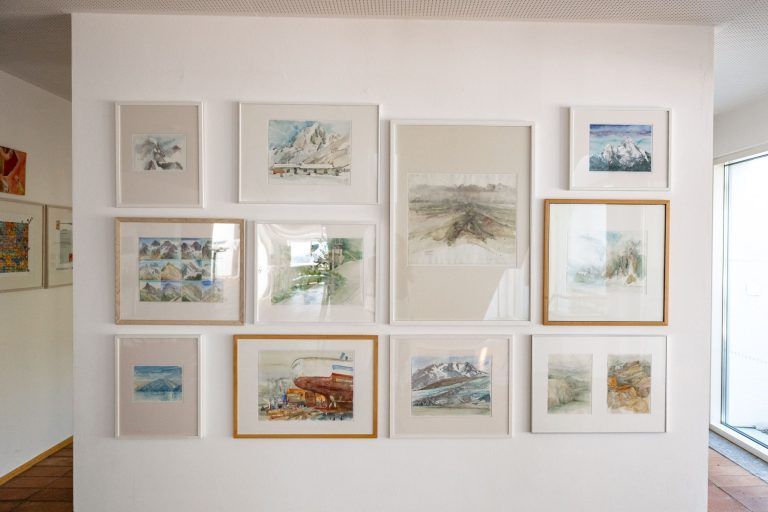 Unter freiem Himmel gesehen