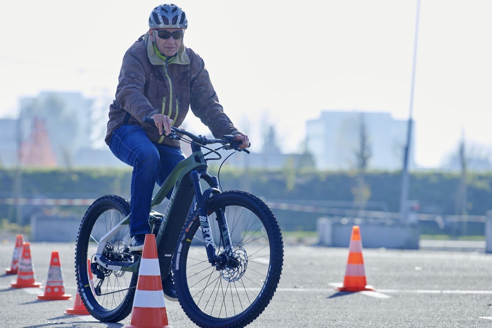 "Viele unterschätzen die Langsamkeit" - Sicher und unfallfrei mit dem E-Bike unterwegs