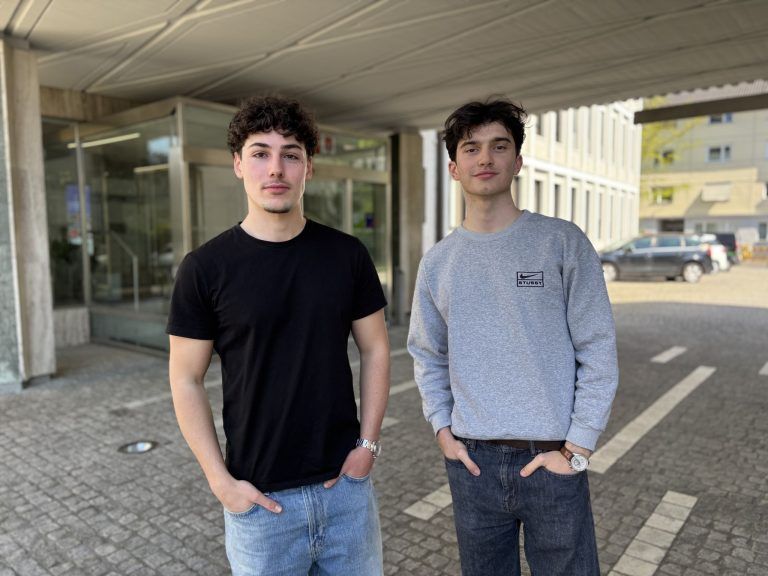 Als der Schnaller dem Polizisten die Nase brach, wurden Matteo und David ein zweites Mal aktiv
