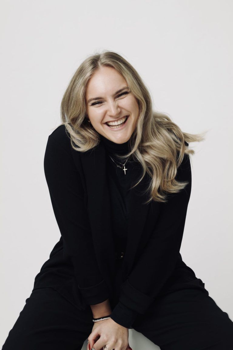 Stammzellspende schenkt Laura (27) neue Hoffnung: "Ich darf jetzt zwei Mal Geburtstag feiern"