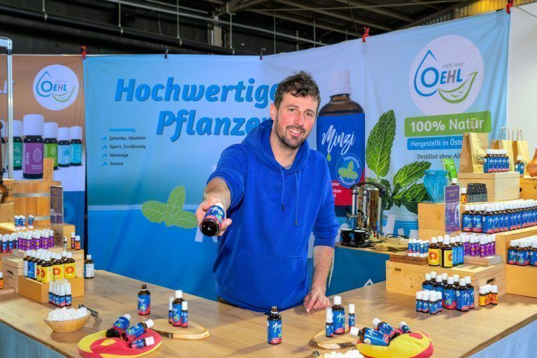 Zwischen Kirschbaum und Hühnerstall: Vorhang auf für die Schau!