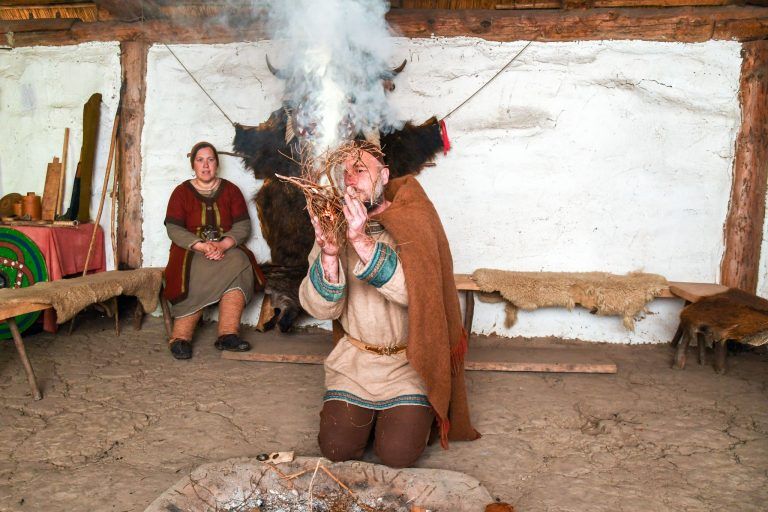 Flammeninferno im Alamannendorf: "Da war dann plötzlich diese undurchdringliche Nebelschicht"