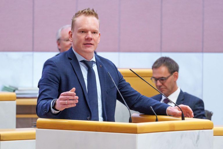 Infrastrukturministerium sucht den Strohhalm für den Vollanschluss