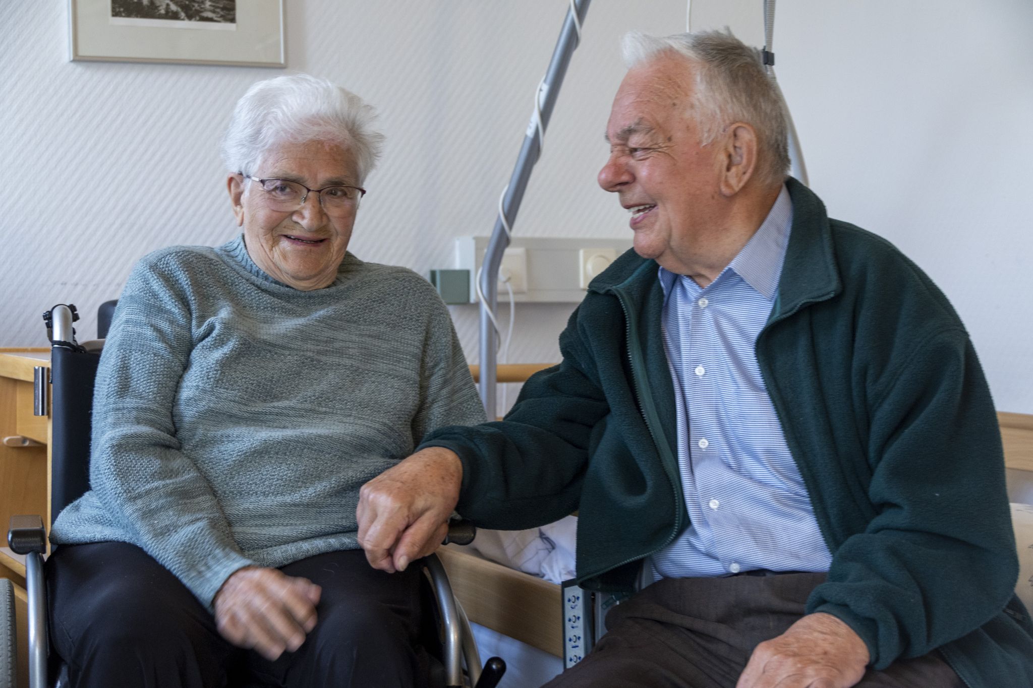 Unzertrennlich und stark – Walter Müller pflegt seine Frau trotz eigener Krankheit