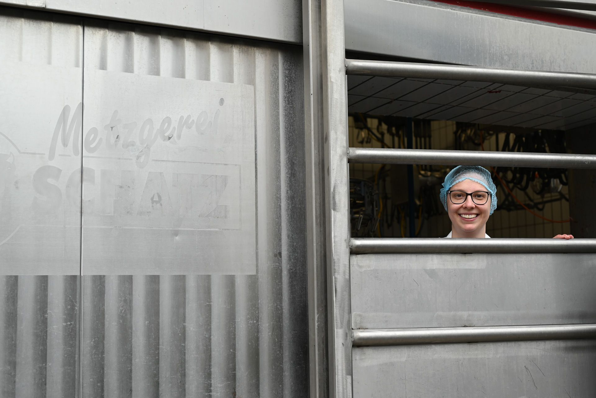 Nathalie ist stolz, dass sie das Metzgerhandwerk beherrscht.