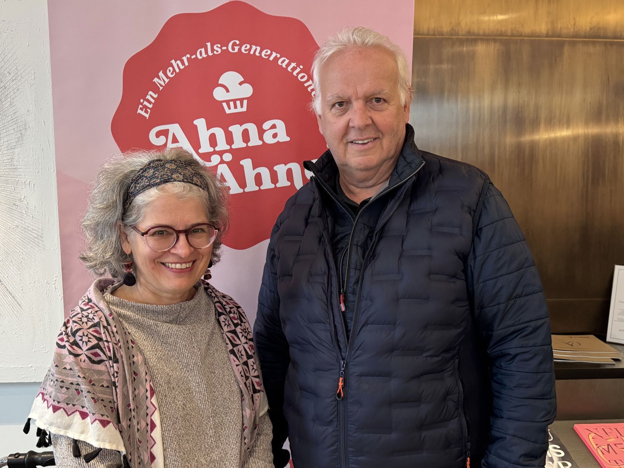 Angelika Gassner (Strickprojekt) mit Peter Paulitsch („Ahna & Ähne“).