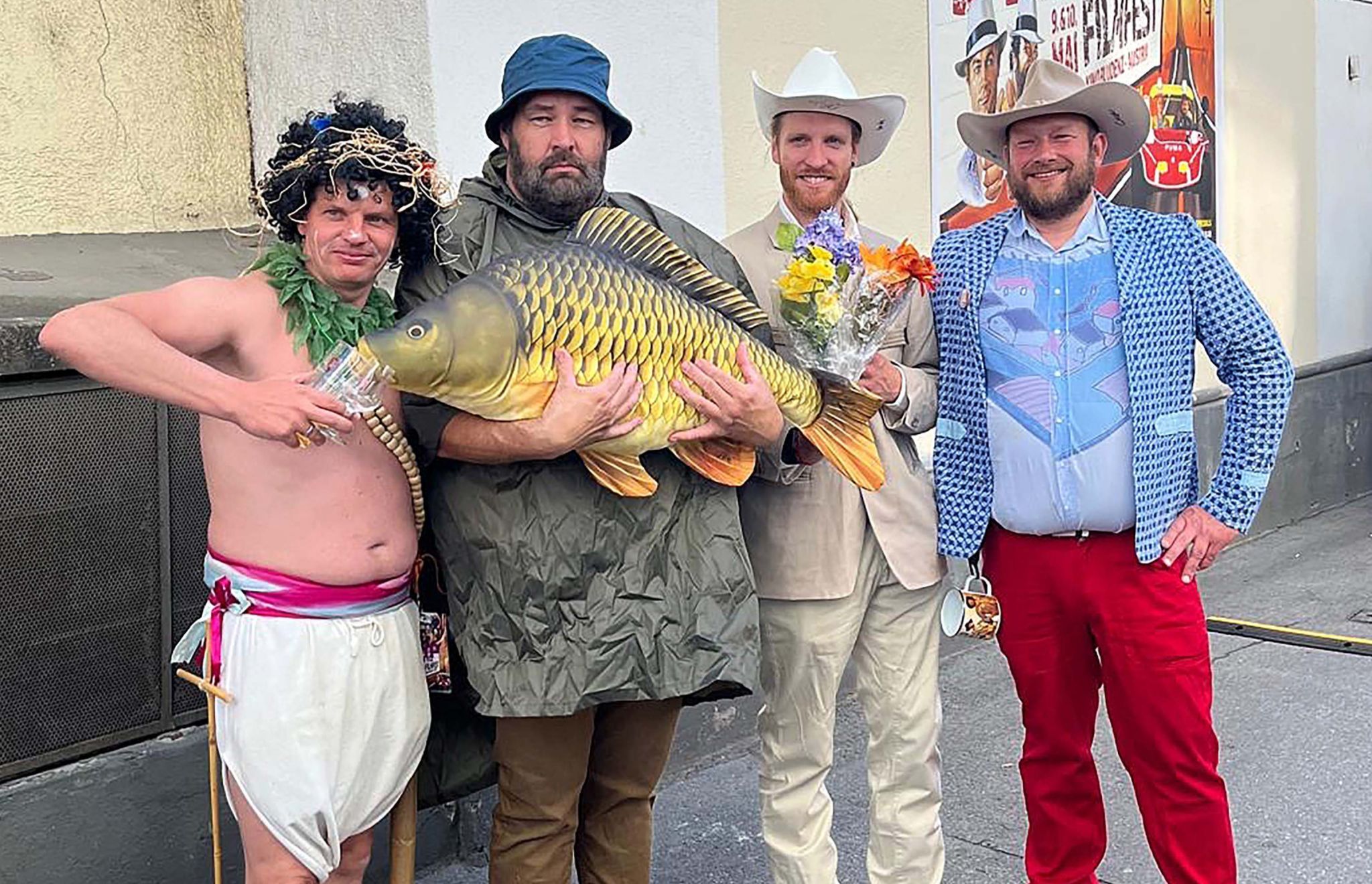 Das „Spencer Hill Filmfest“ lockt zahlreiche Fans des kultigen Duos Bud Spencer & Terence Hill aus ganz Europa in die Alpenstadt.