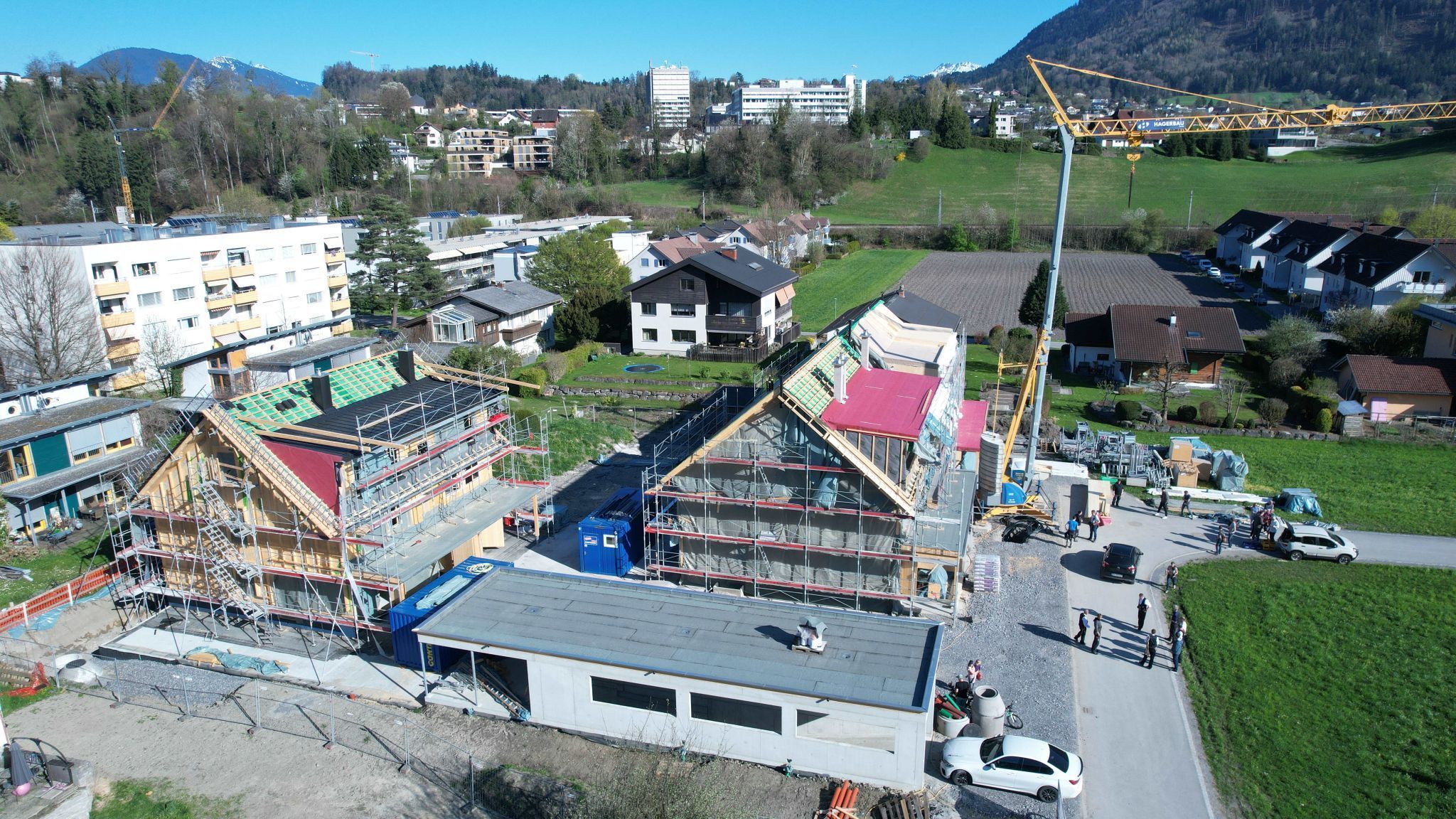 Vorarlberger Bauweise Raumaufteilung mit britischer Cleverness.