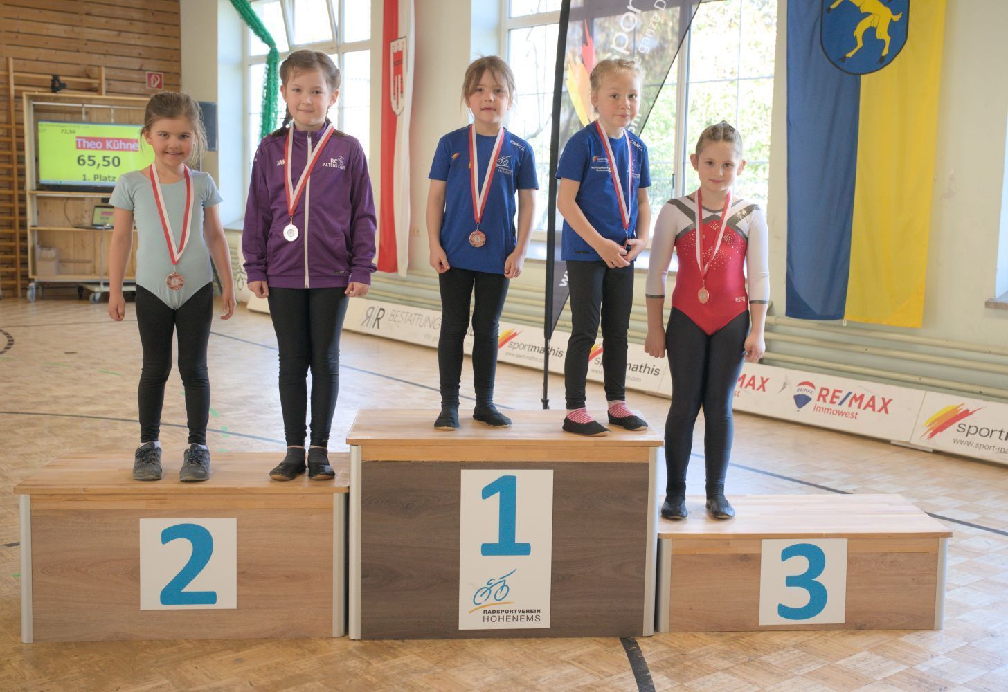 Siegerehrung U-9-Kategorie. 