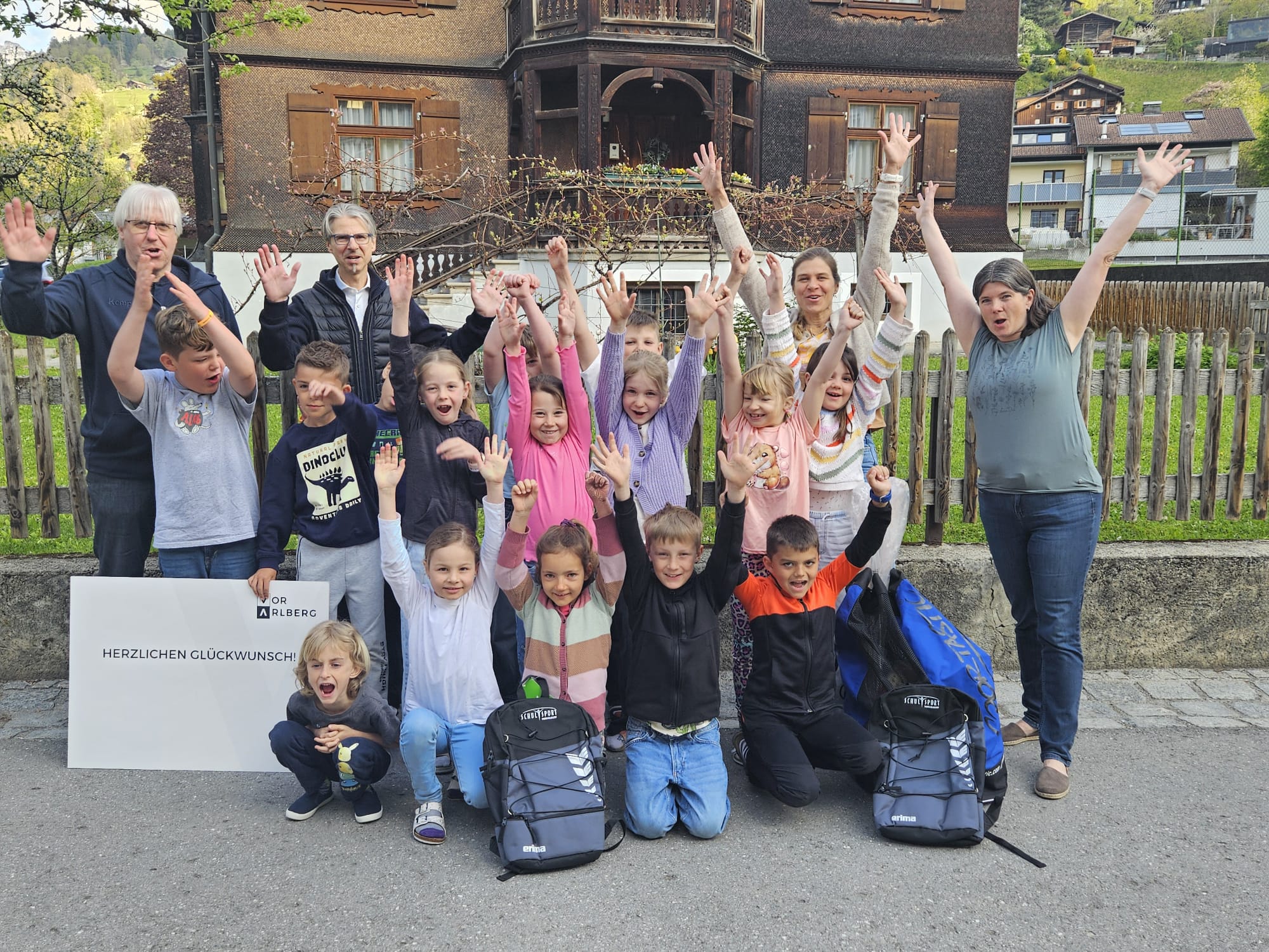 Große Freude bei der VS Schruns.