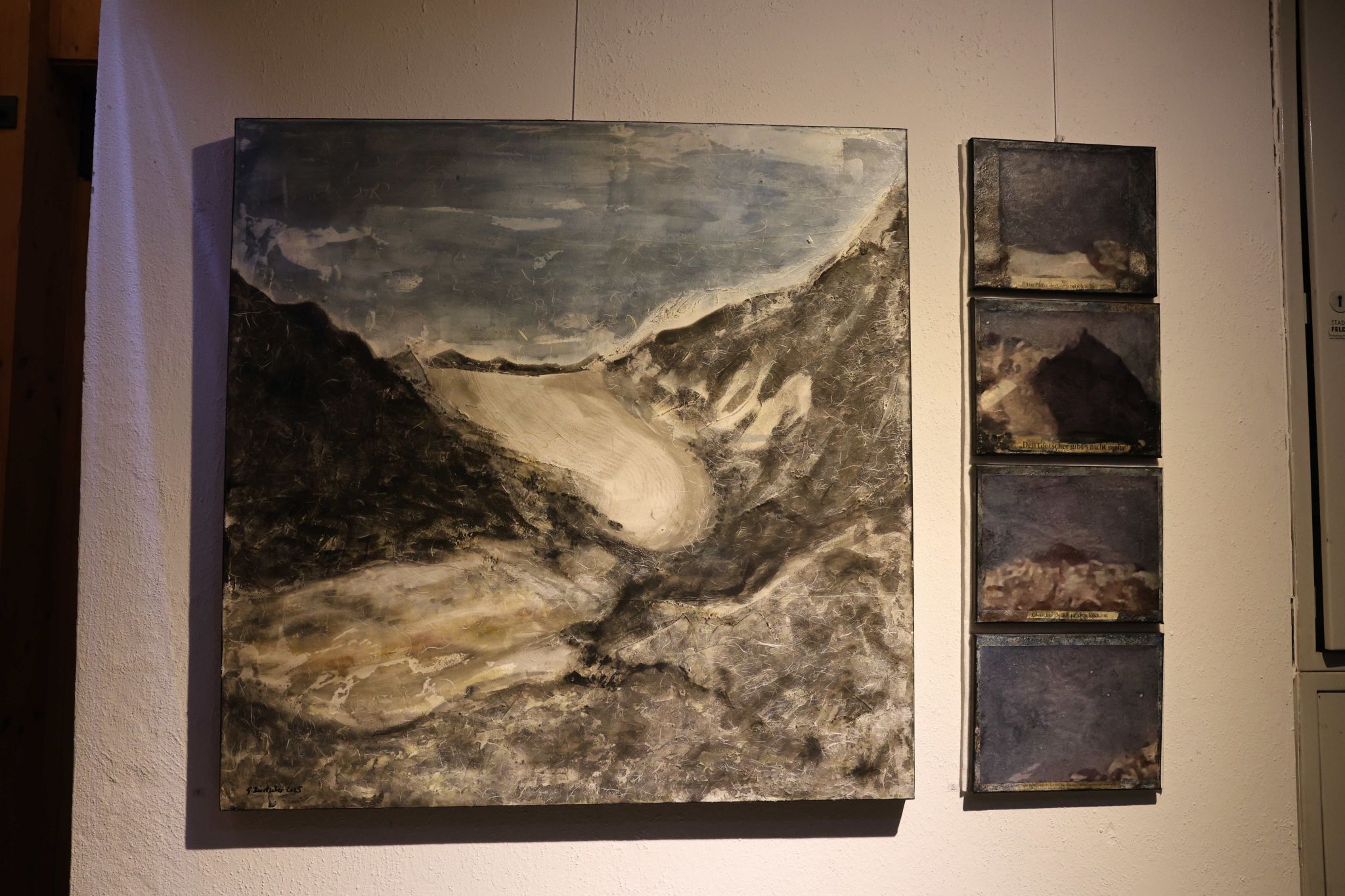 Bilder eines Gletschers.