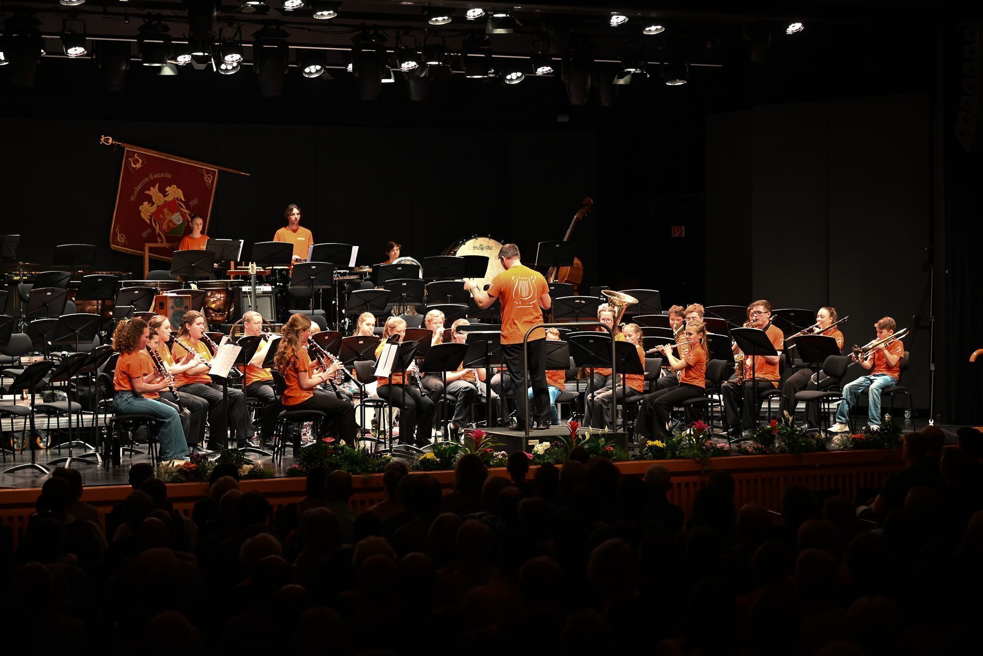 Den Auftakt des Konzertabends machte die Jugendmusik.